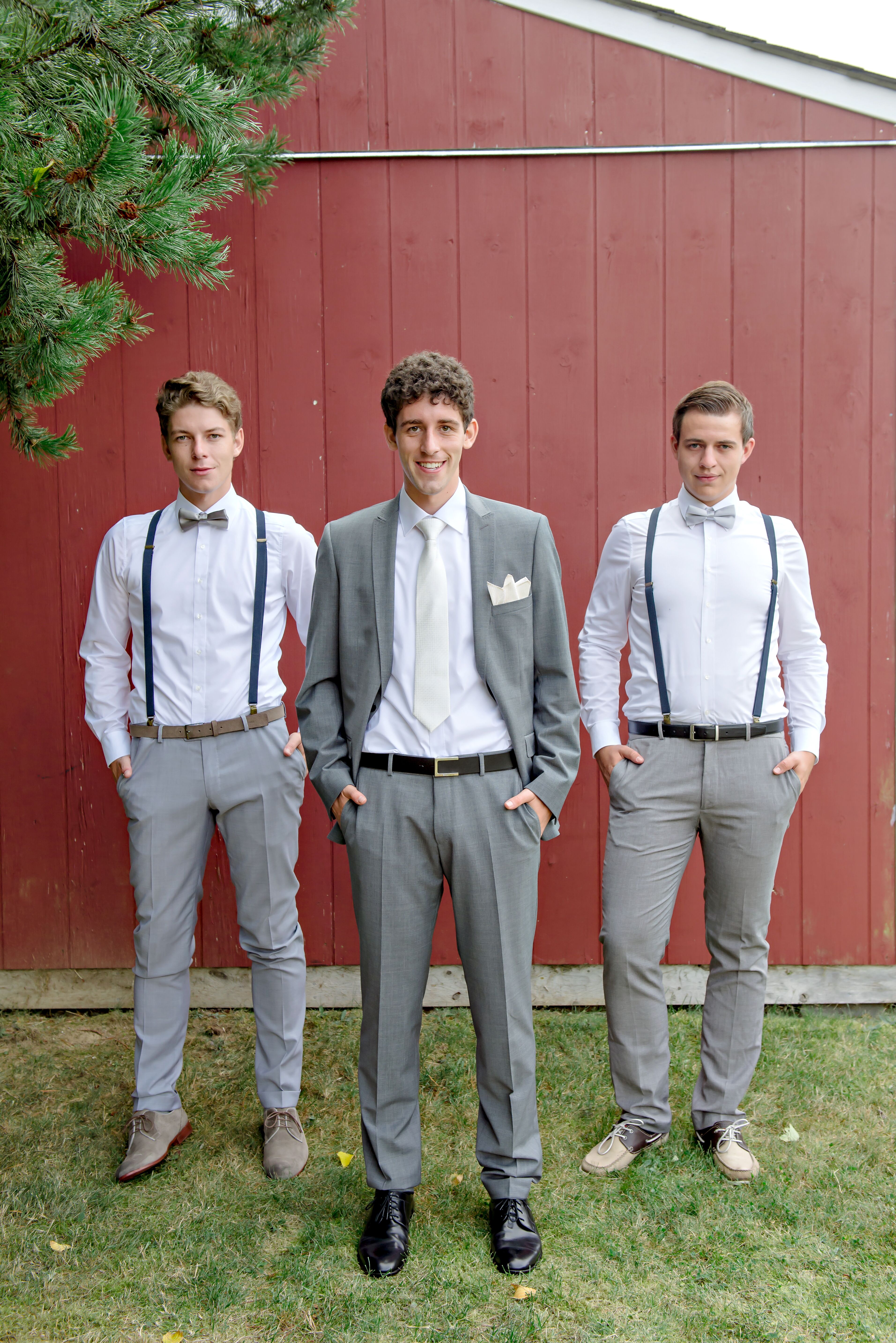 Casual Groomsmen Attire and Classic Gray Groom Suit
