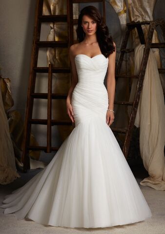 ames iowa bridal gowns