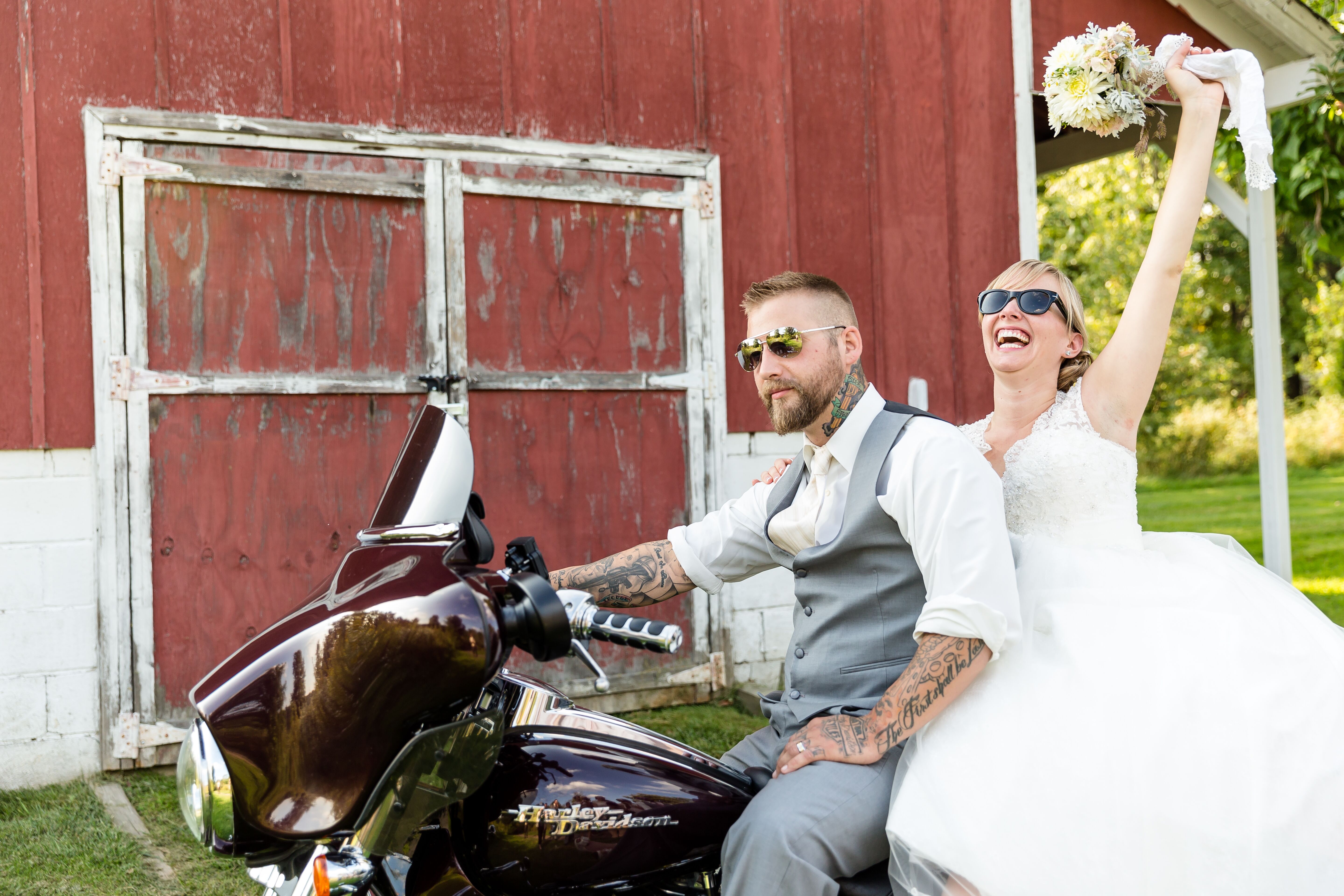 A Casual Rustic Wedding at Welshfield Inn in Burton Ohio