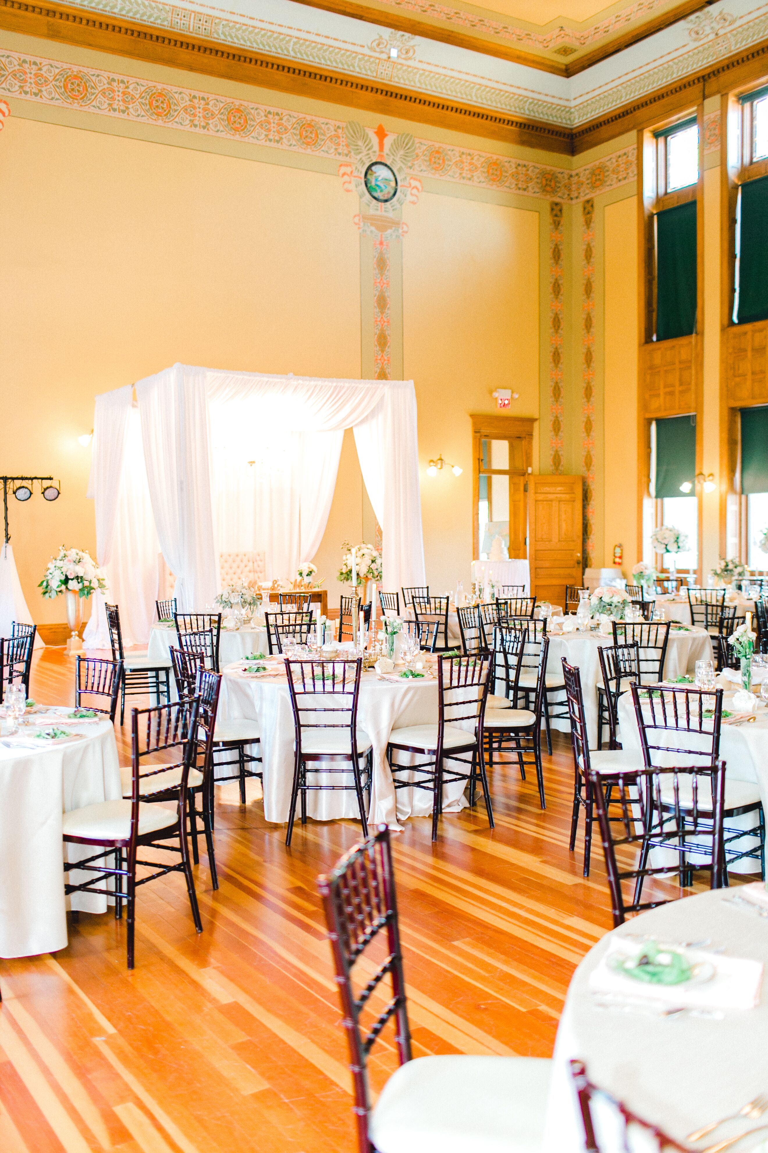 elegant courthouse wedding