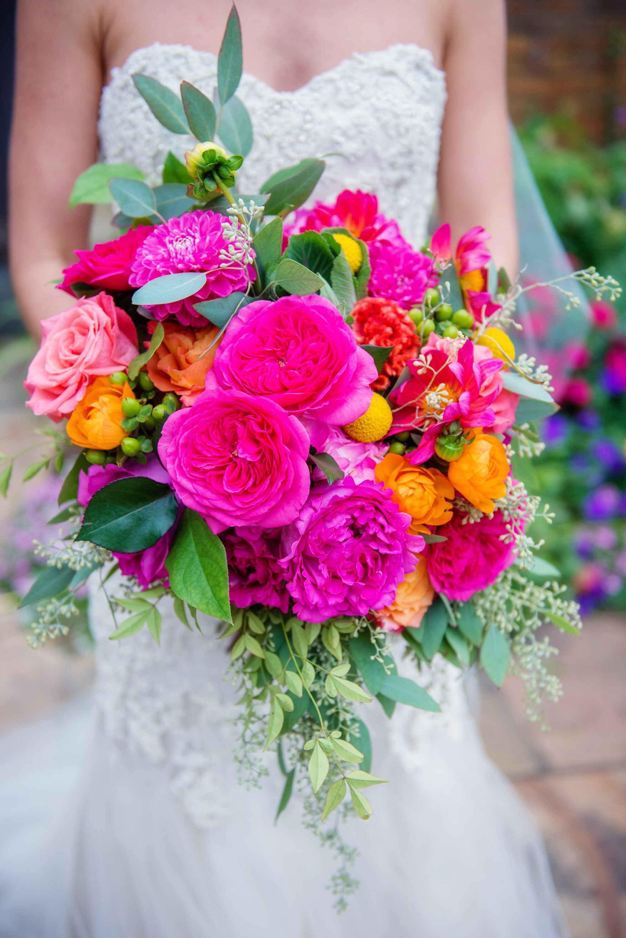 coral pink and orange wedding