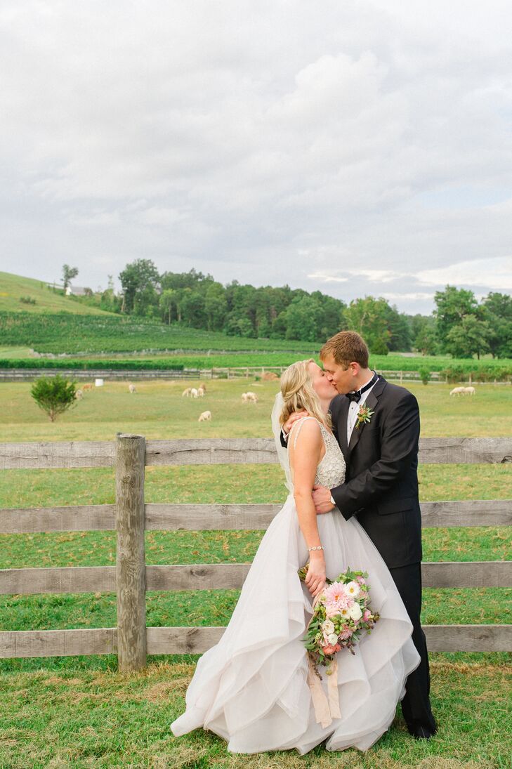 A Simple and Elegant Wedding  at Veritas Vineyard and 