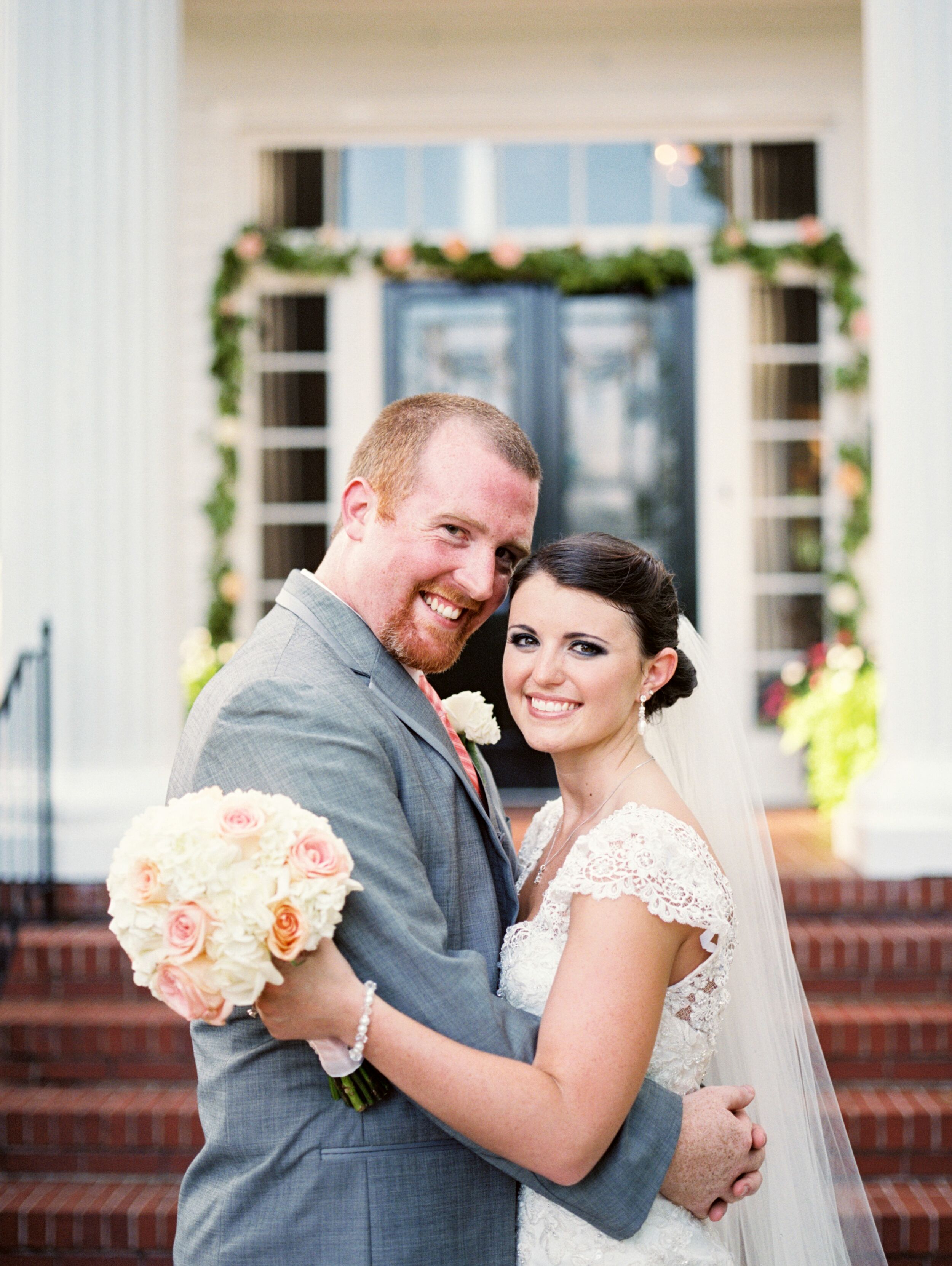 A Contemporary Souther Wedding at Victoria Belle Mansion in Hogansville ...