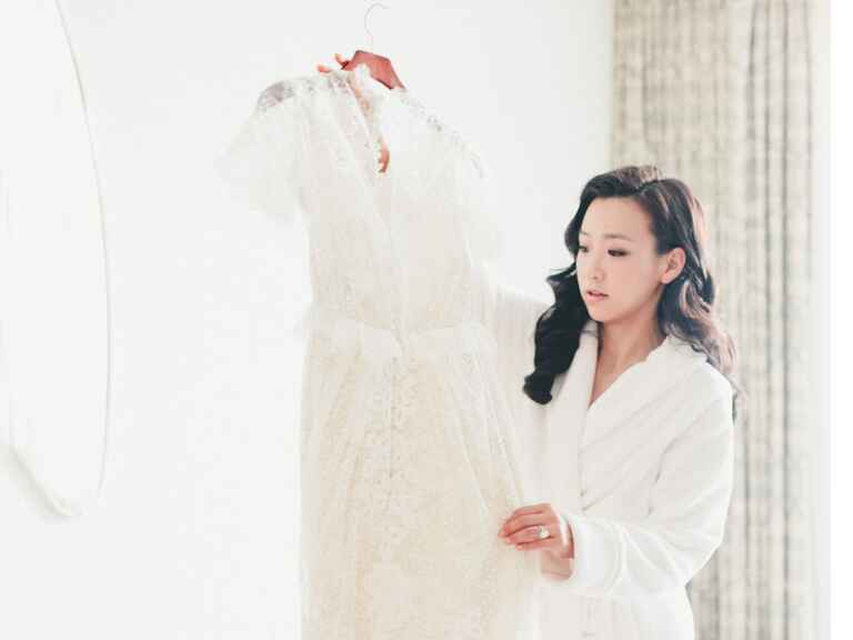 how-to-preserve-your-wedding-dress