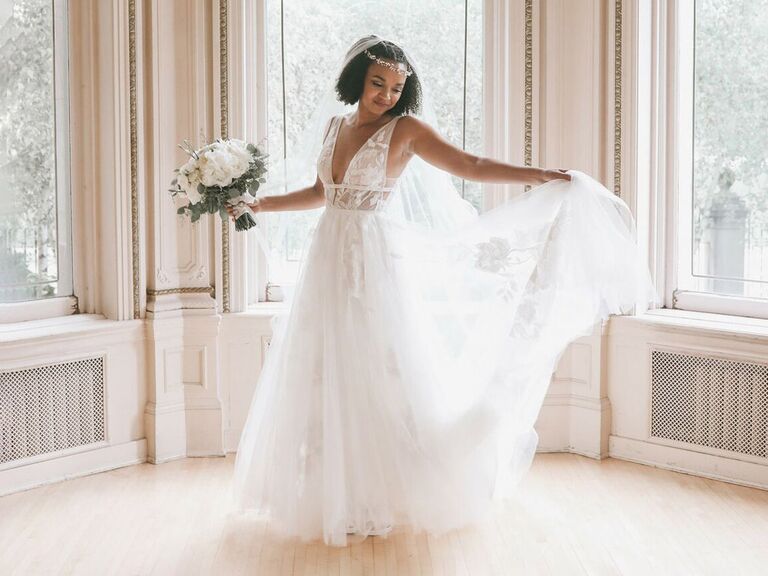 The 11 Best Garment Bags for Brides, Tested by Brides