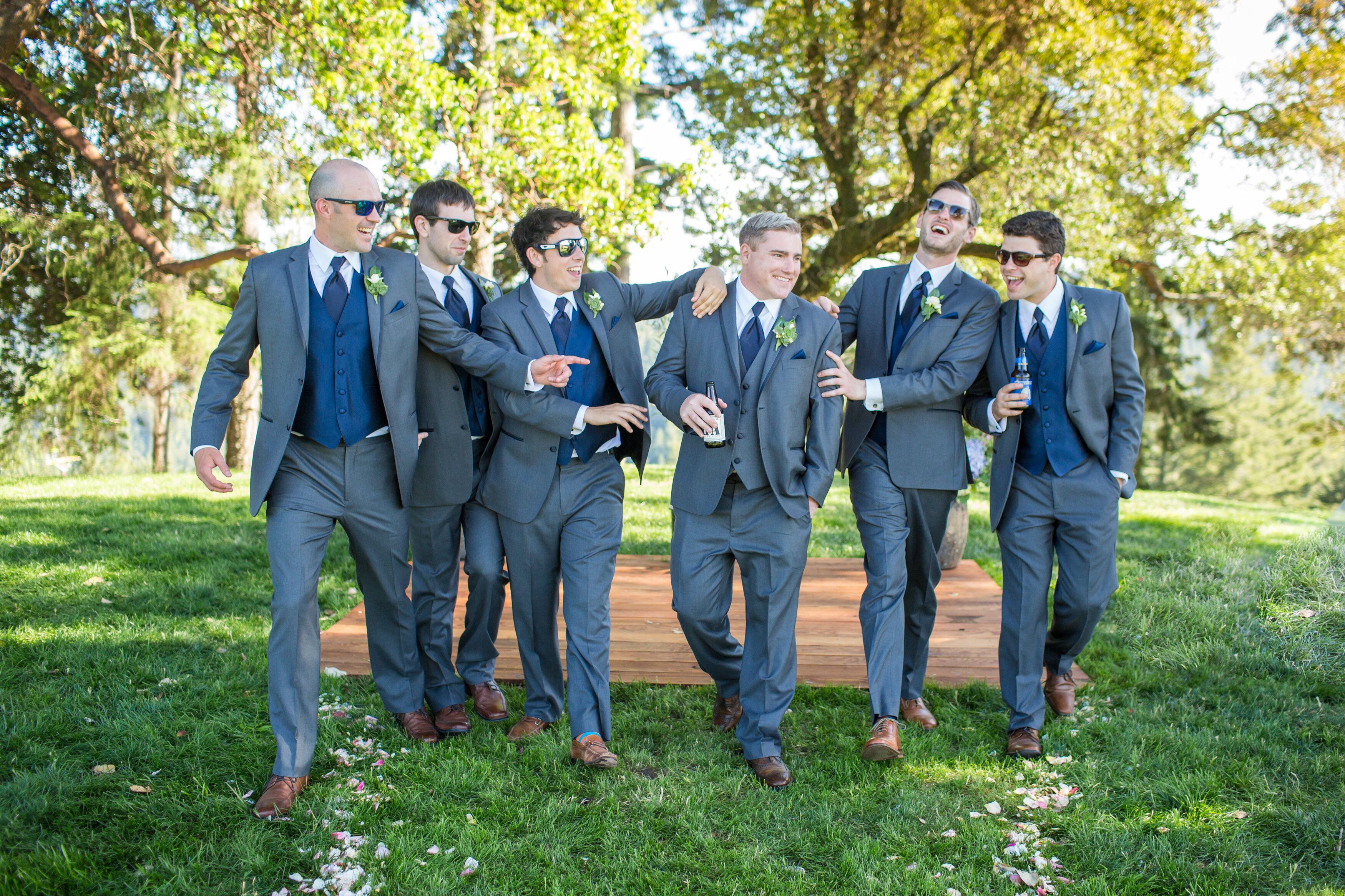 Navy Groom, Gray Groomsmen: The Perfect Color Combo for a Stylish ...