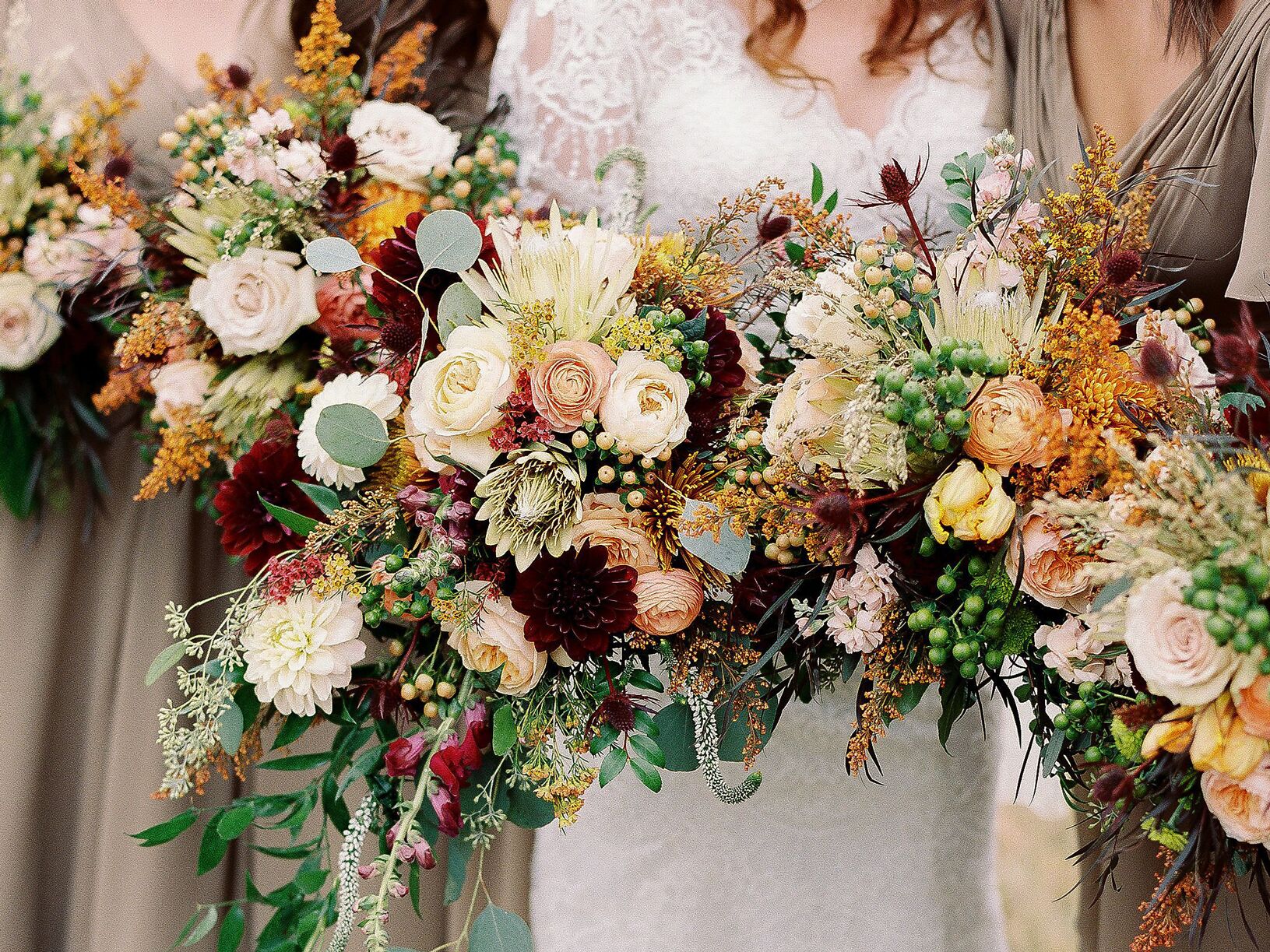 here are 10 of the most popular wedding flowers ever