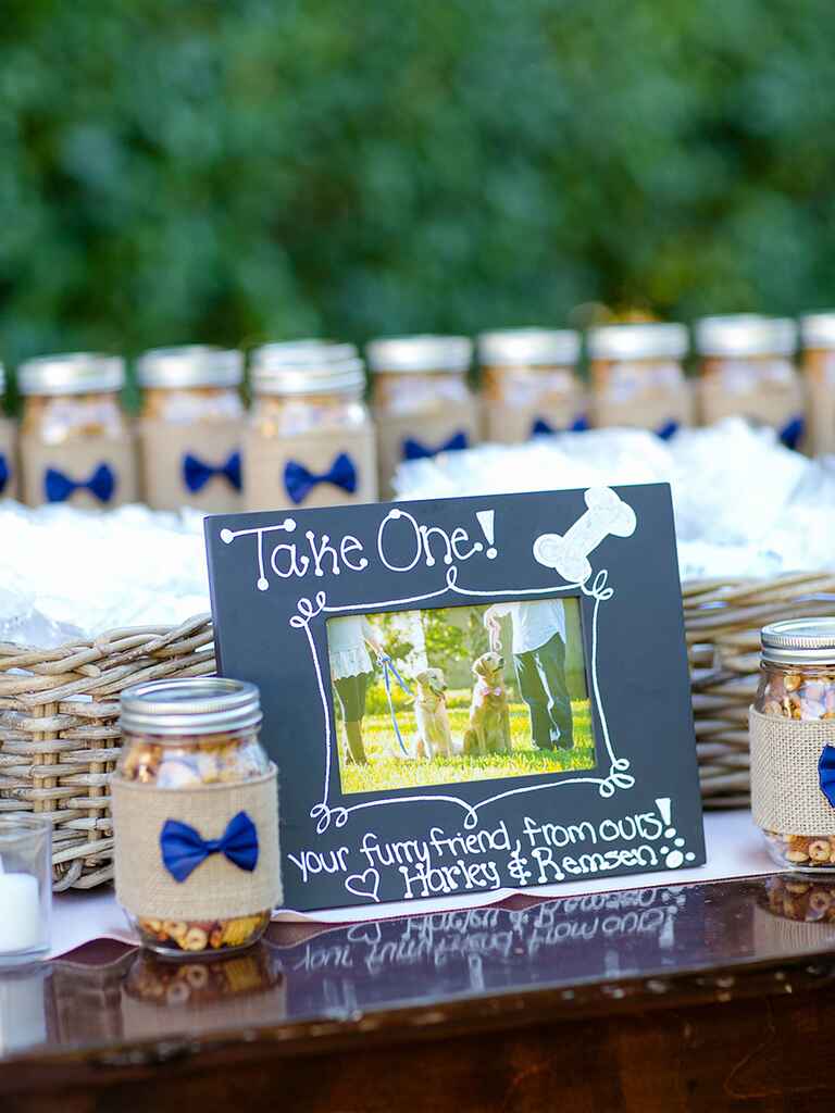 20 DIY Wedding  Favors  for Any Budget