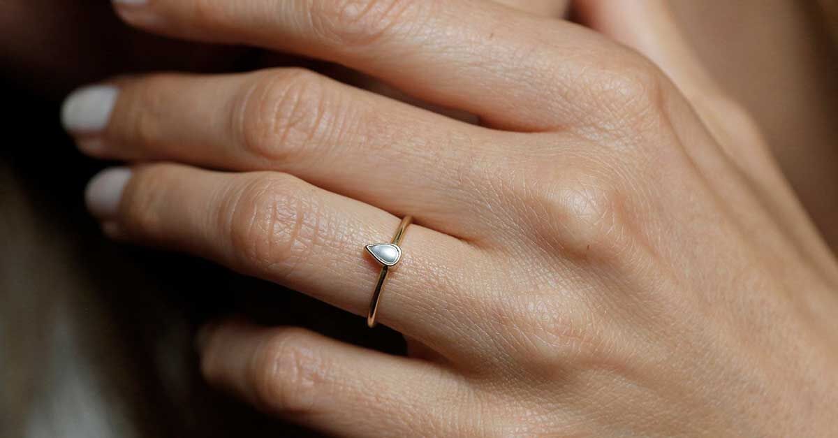 33 Pearl Engagement Rings Were Legit Obsessed With