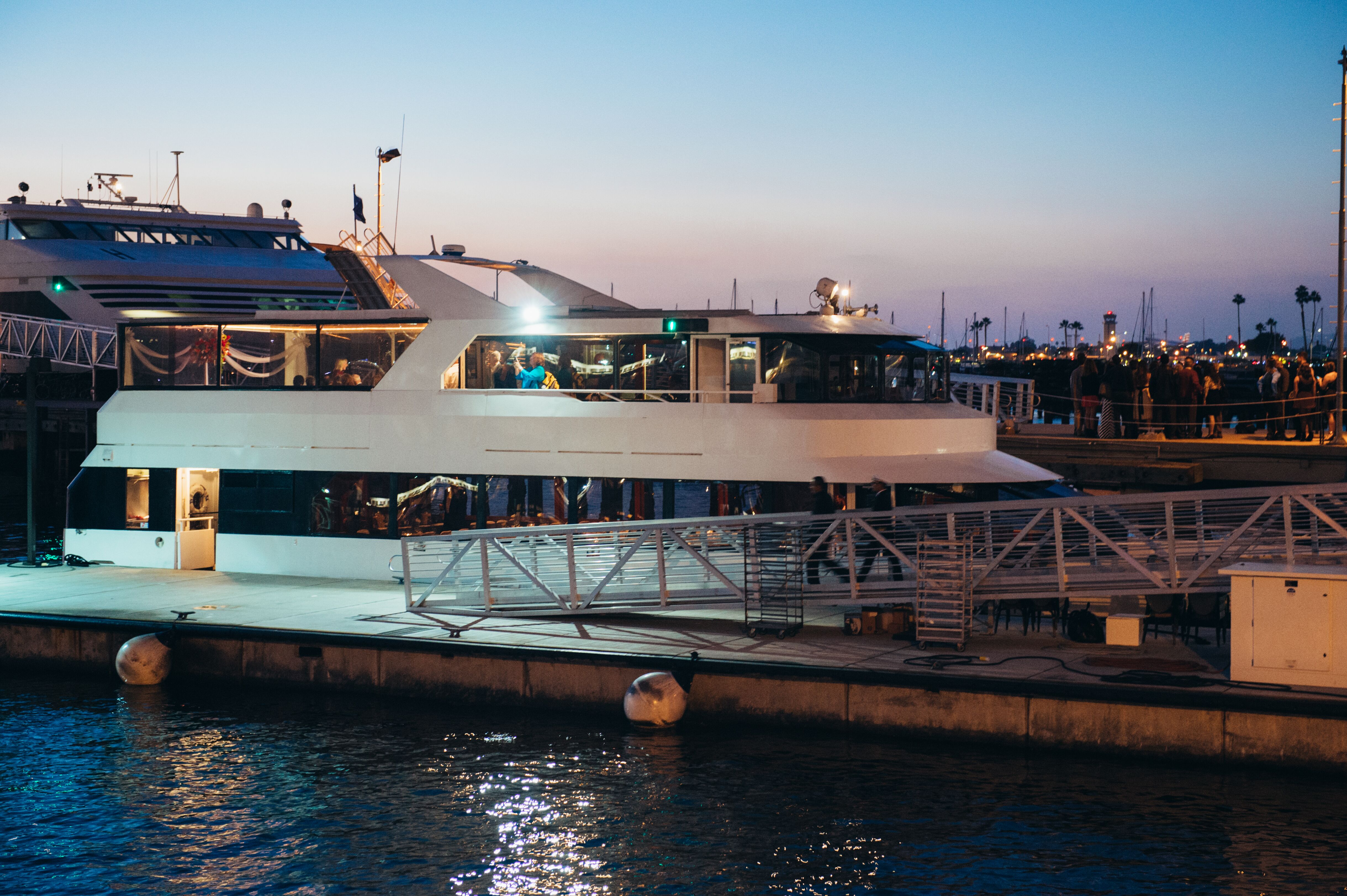 hornblower entertainer yacht