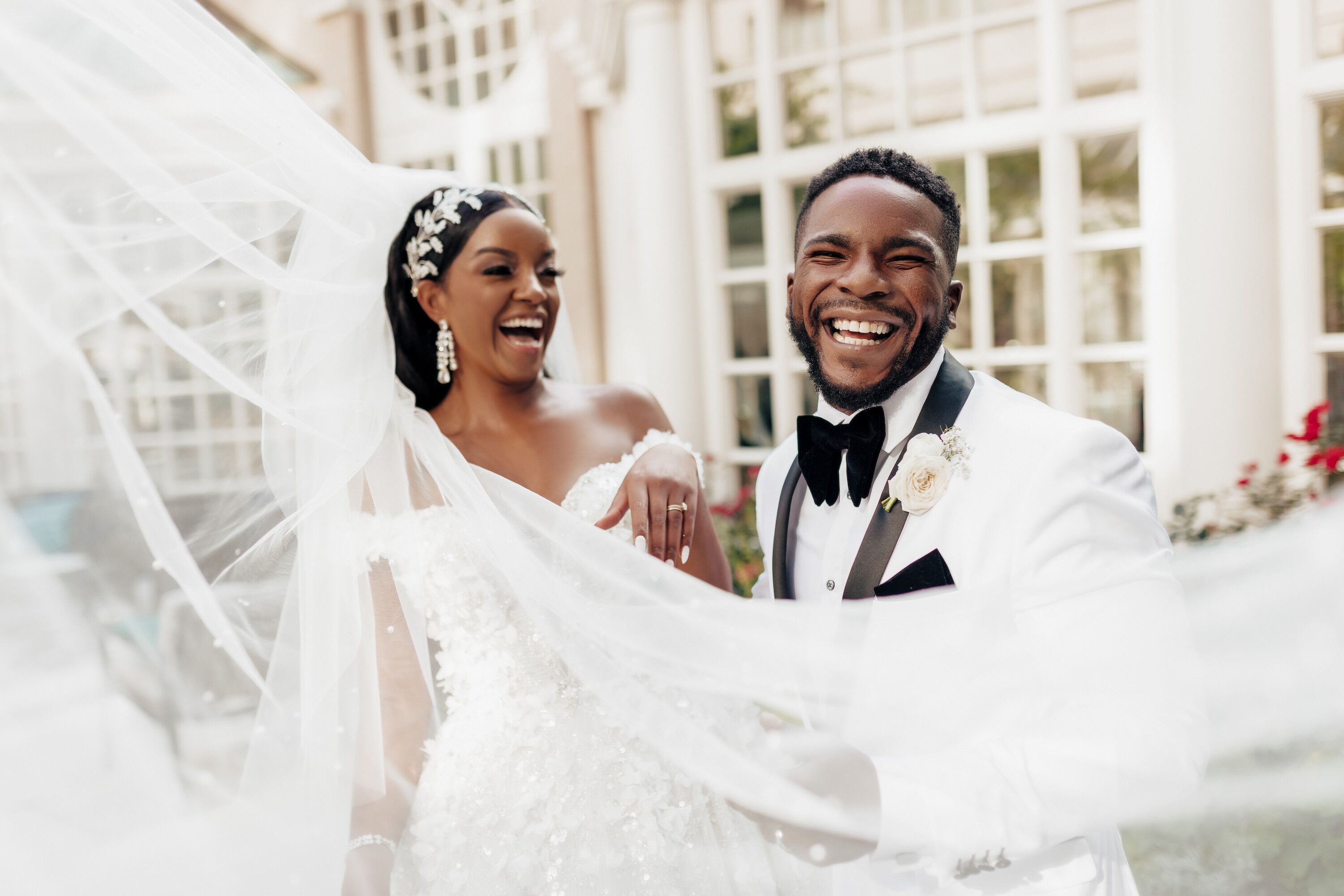 An Ethereal, Dreamy Wedding With Elegant Decor at the Fairmont ...