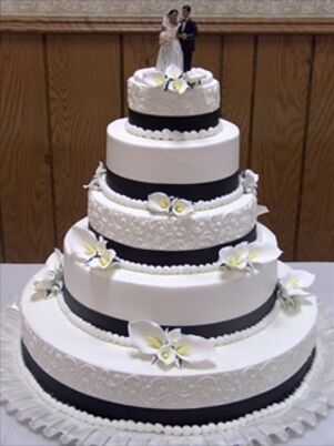  Wedding  Cake  Bakeries in Pittsburgh PA The Knot