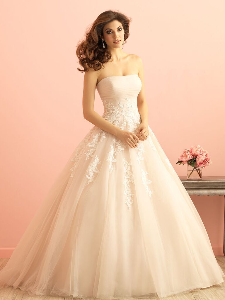 Wedding Dresses Under 2 000