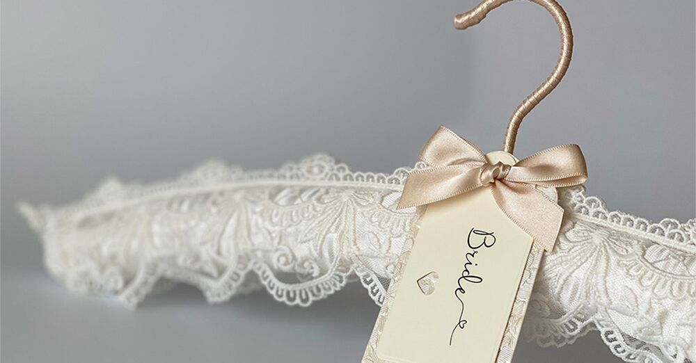 Personalised Engraved White Wooden Wedding Dress Gift Hangers Bridal Bridesmaid 