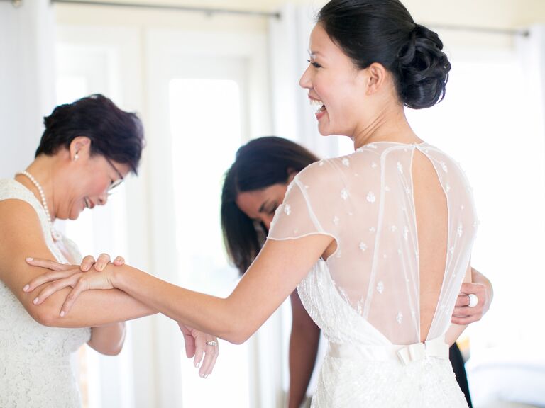 35 Things to Know Before You Shop for a Wedding Dress