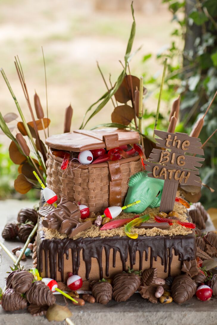 Rustic Groomâ€™s Cake With Tackle Box