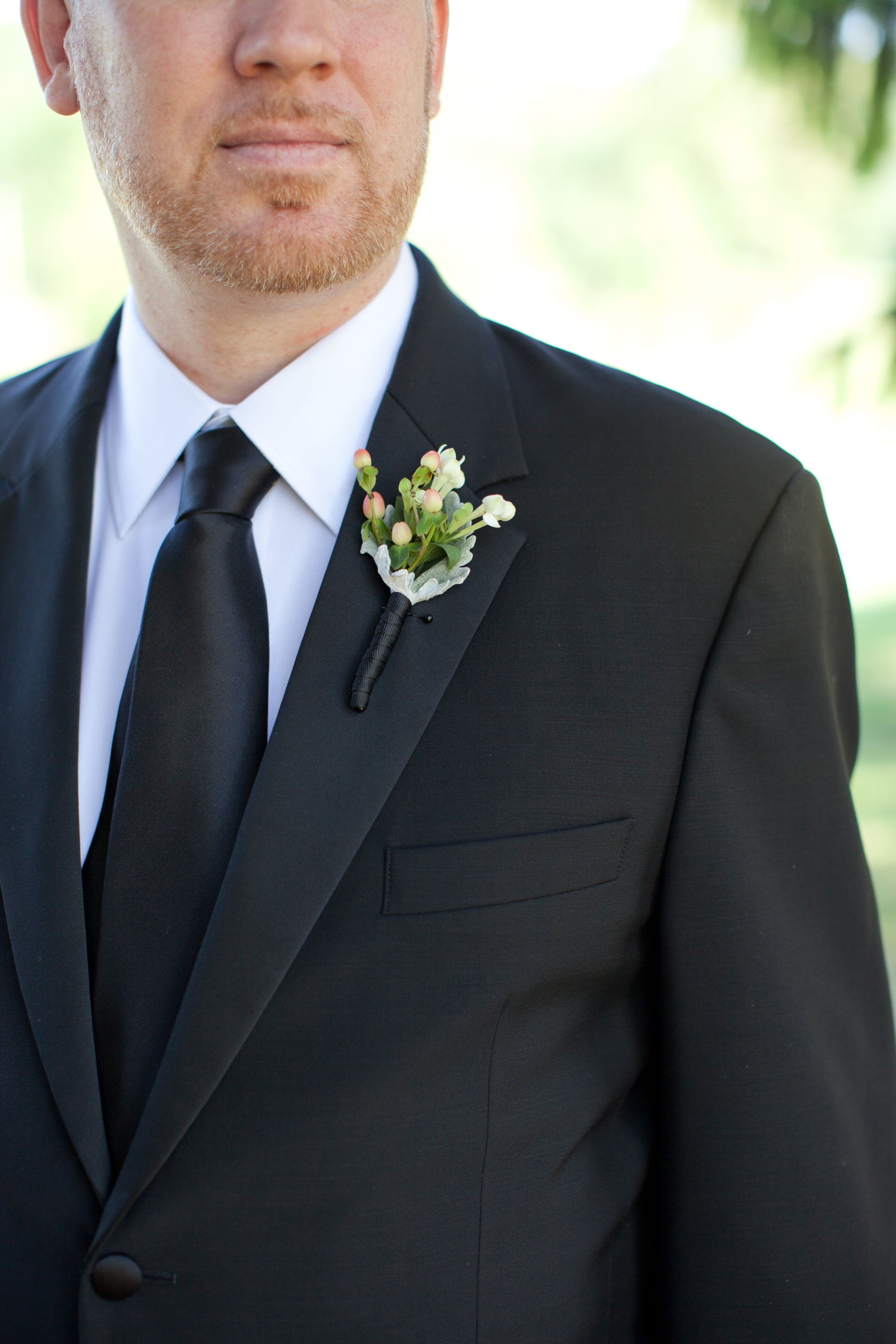 the-groom-s-boutonniere