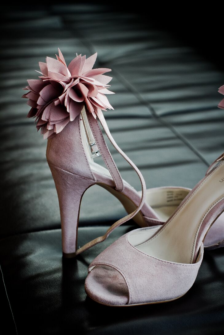 dusty pink dress shoes