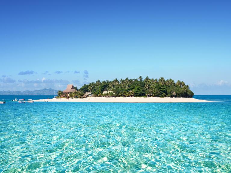 Far-Flung wedding destination: Fiji