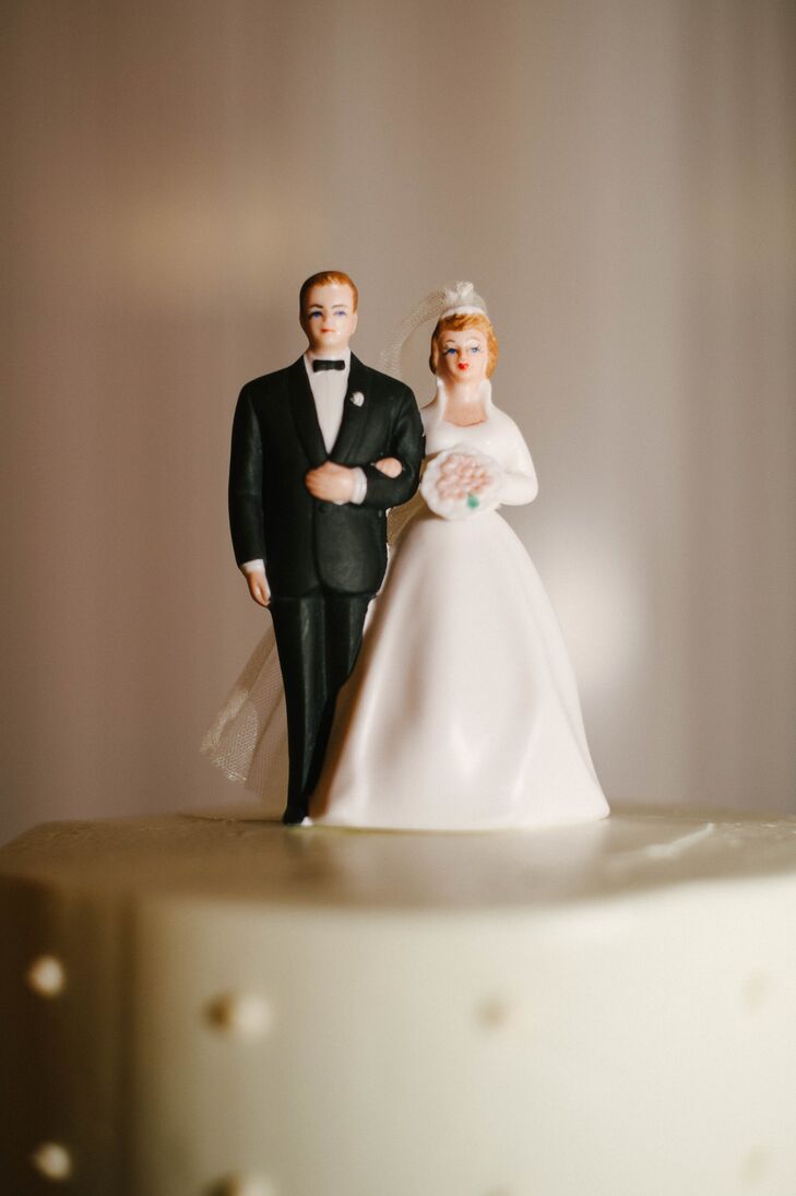 Vintage 1950s Bride  and Groom  Cake  Topper 