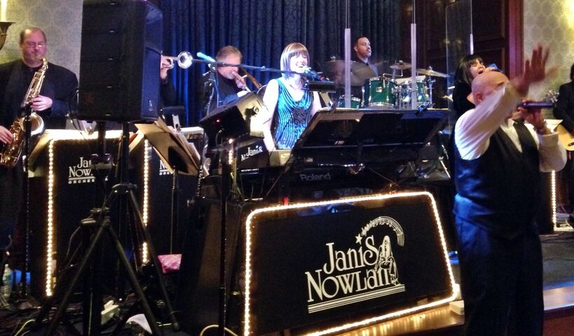 Janis Nowlan Band Best Of Weddings Hall Of Fame Inaugural Honoree