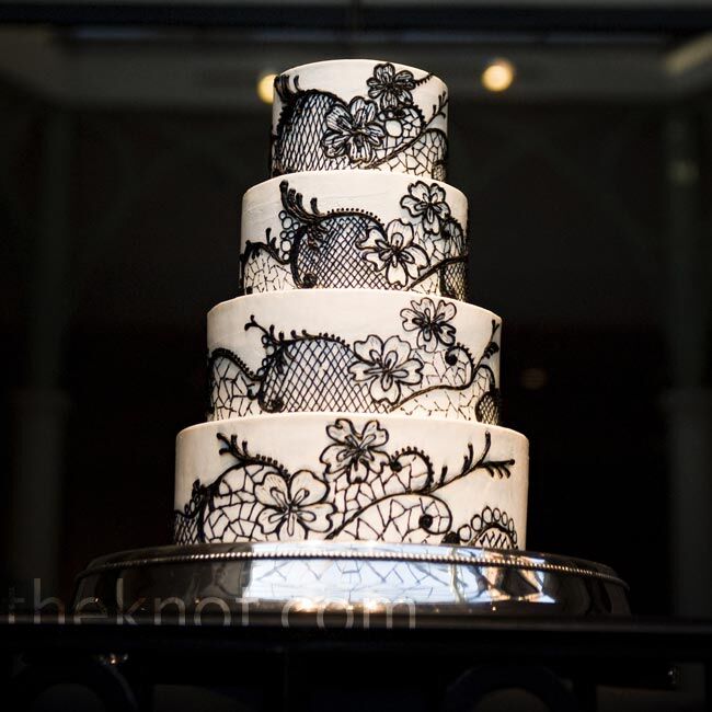 Black Lace Cake 