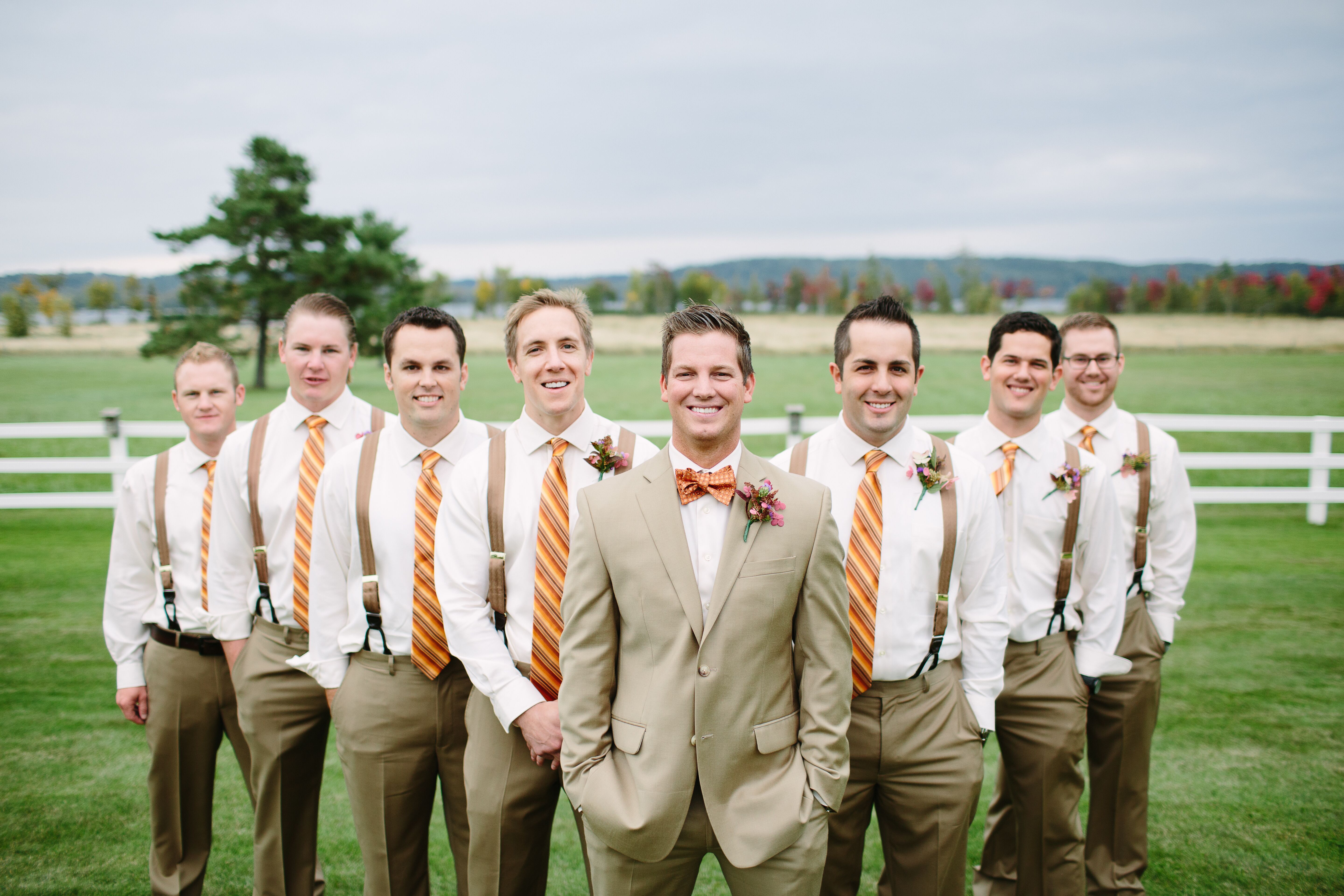 Gebrannte Orange Hosenträger, Hochzeit Bräutigam Hosenträger, Orange Floral  Bowtie, Groomsmen Hosenträger, Ringträger Outfit, Groomsmen Gift - .de