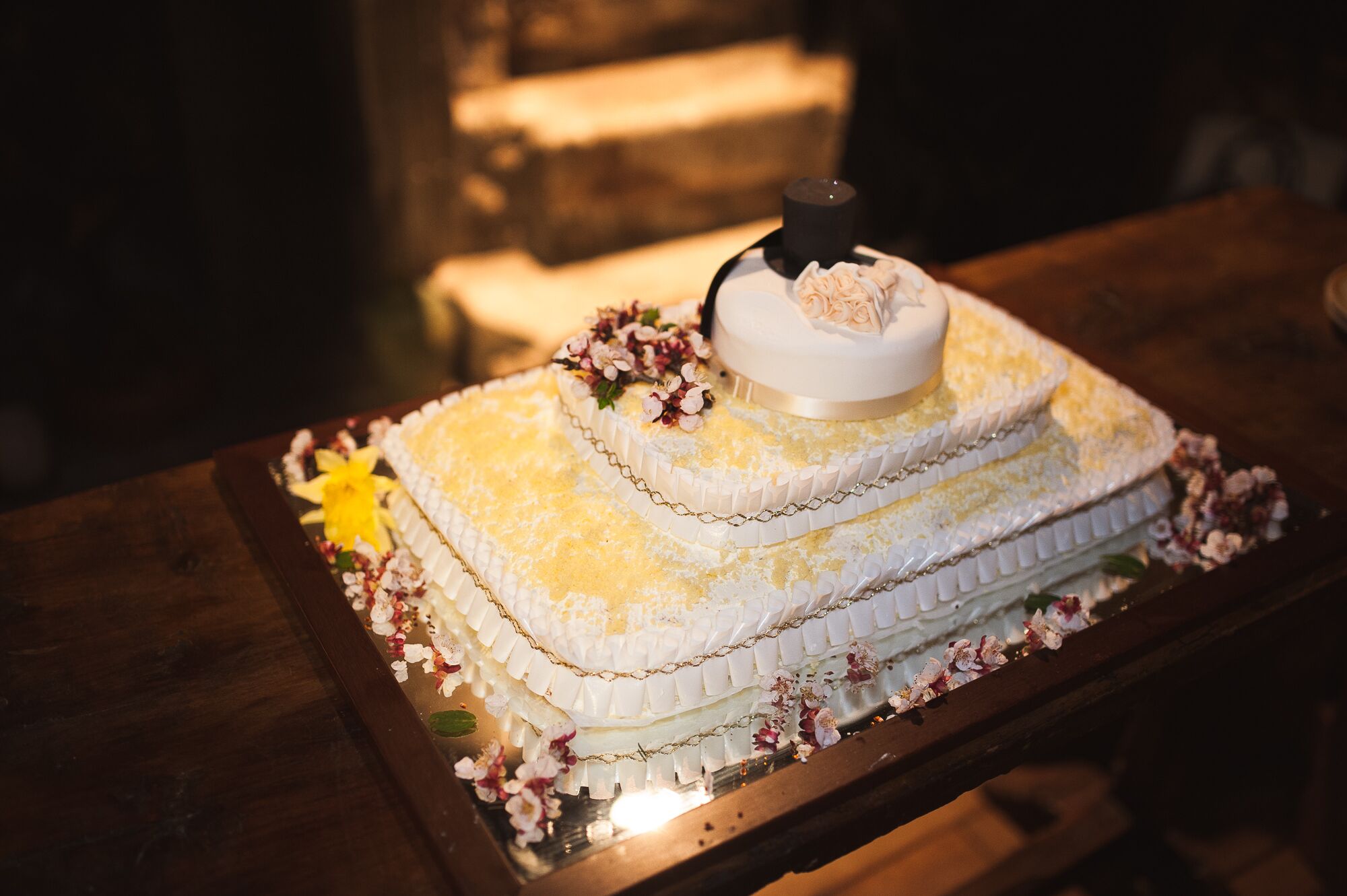 traditional-italian-wedding-cake