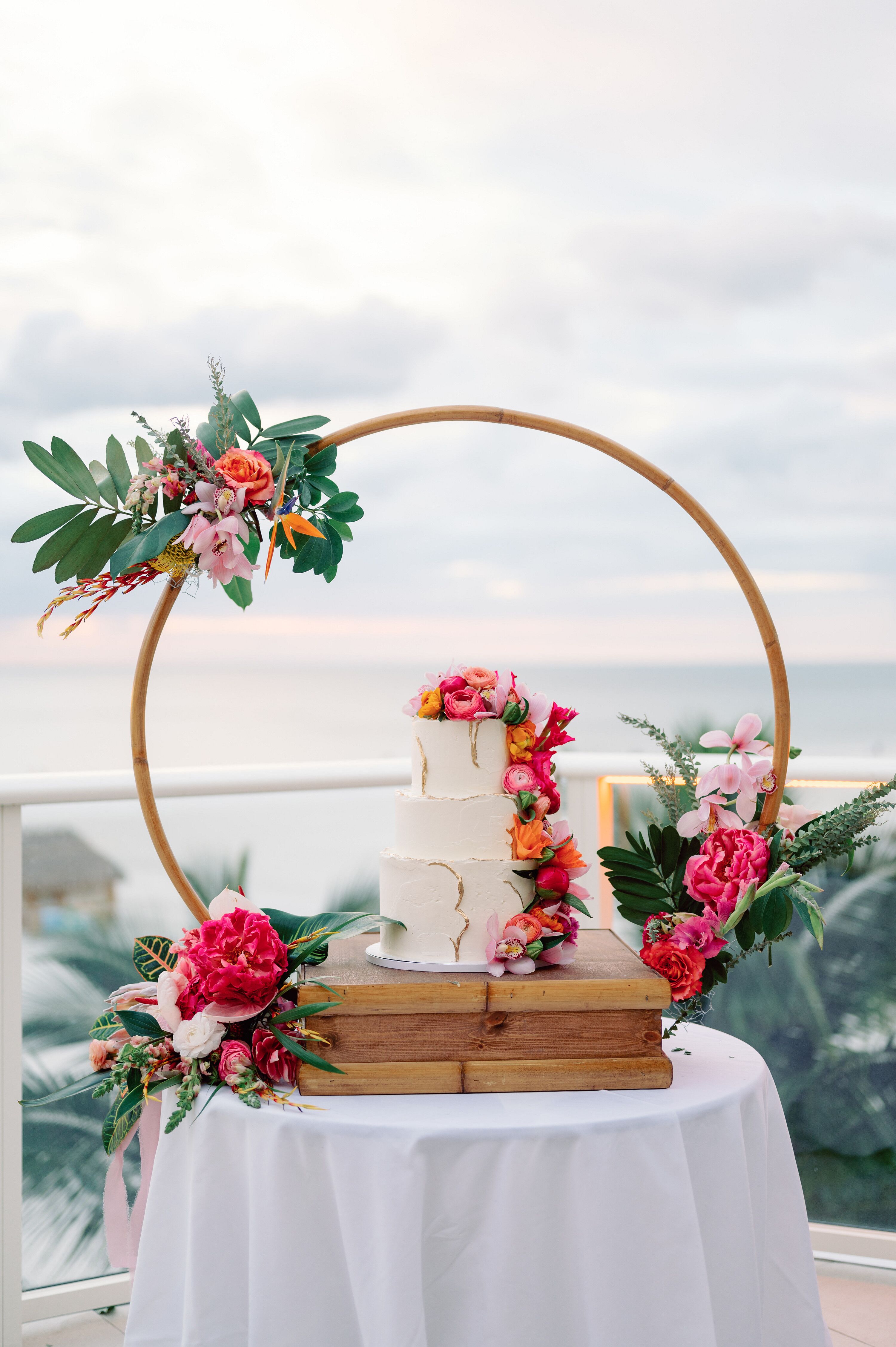 Cake Table Decorations