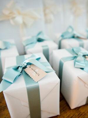 Unique Bridal Shower Gift Wrapping Ideas - Wedding Invitation Sample