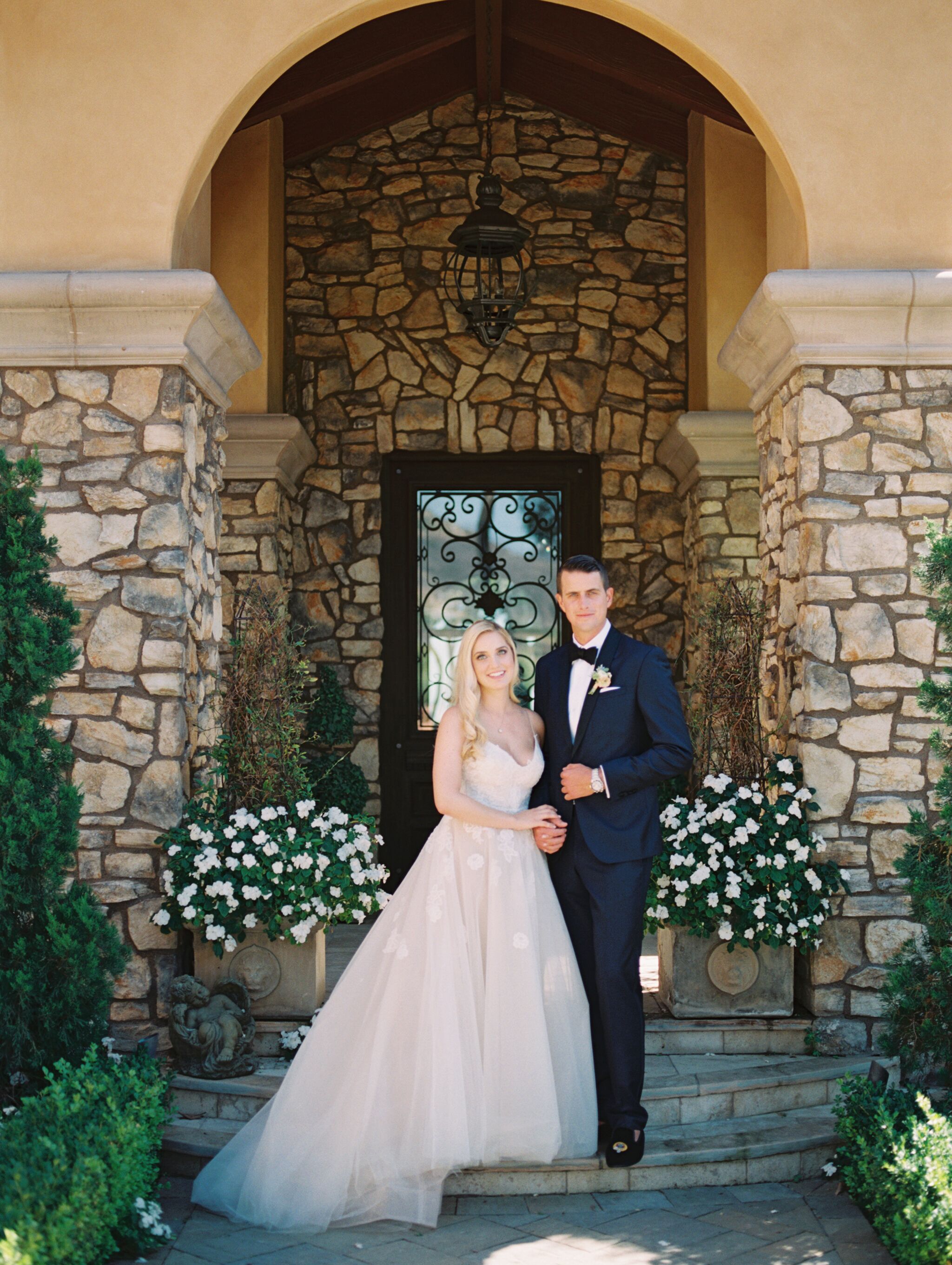 Romantic Earthy Wedding At Malibu Villa