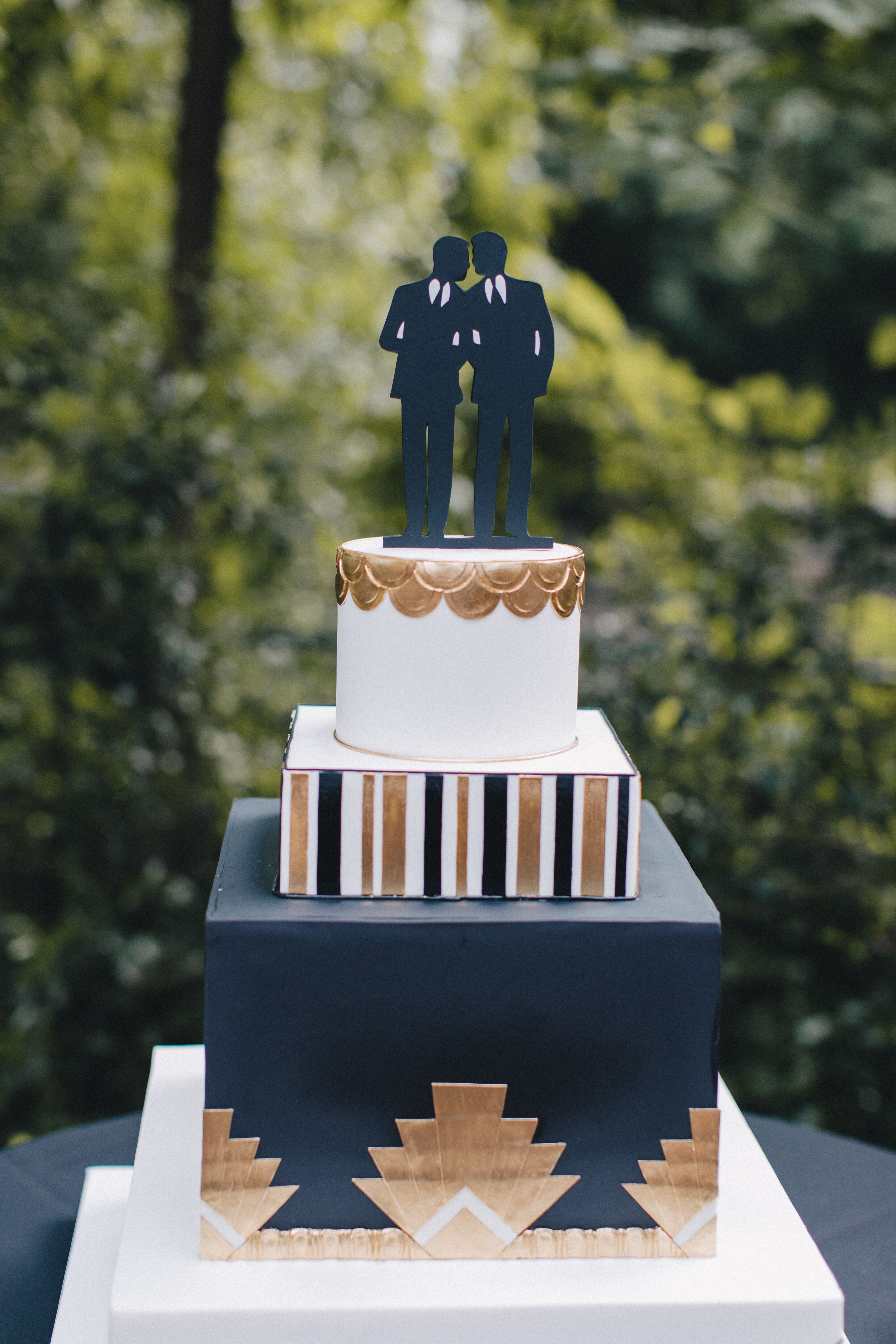 Black White And Gold Fondant Art Deco Cake