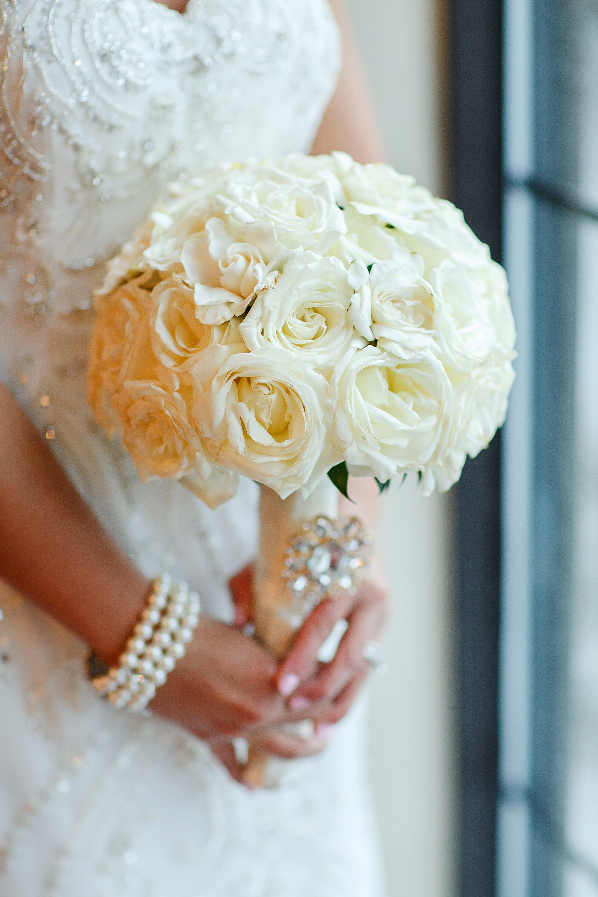 Classic Ivory Rose Bridal Bouquet With Wrap 1281