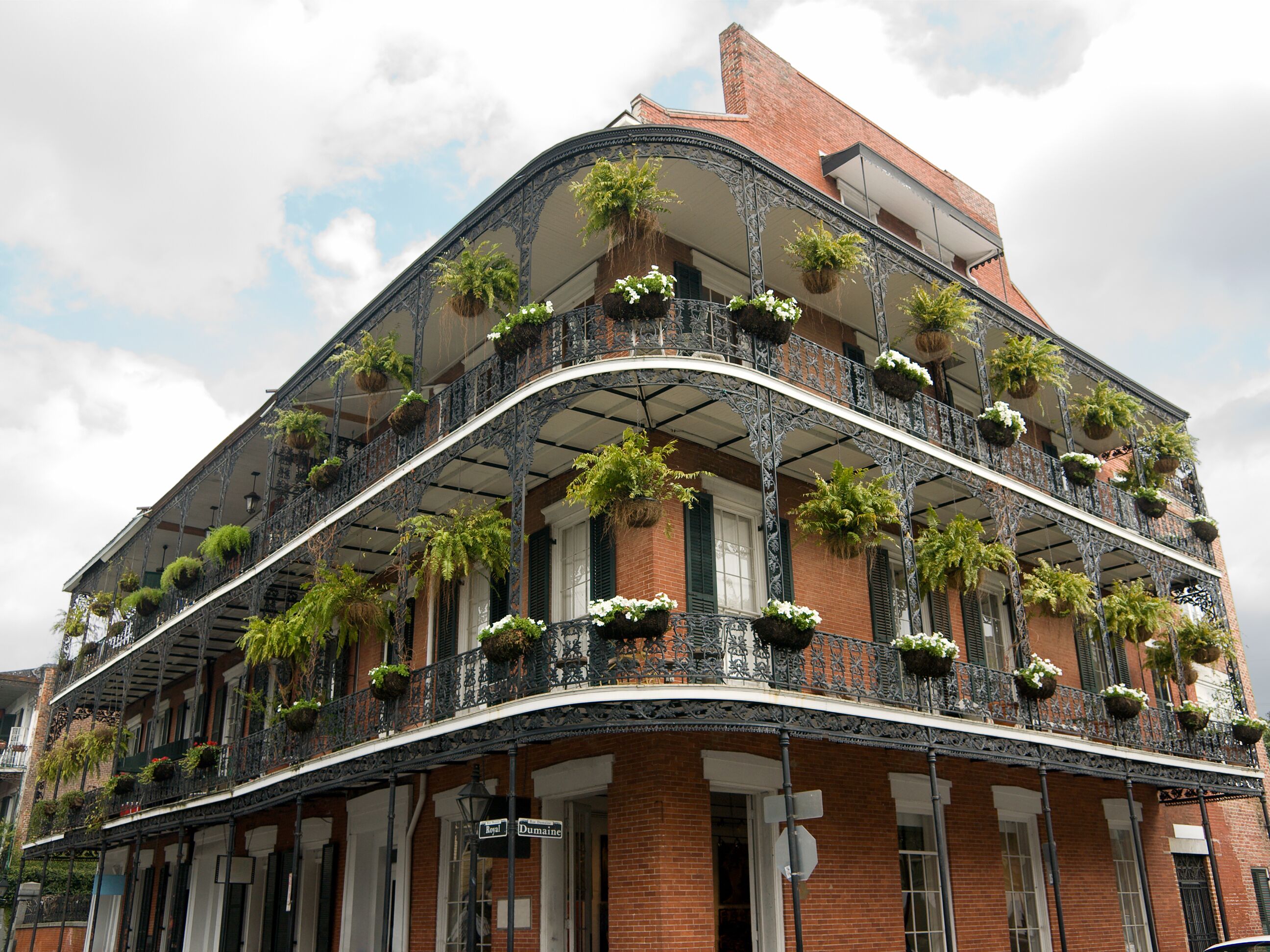 New Orleans Honeymoon: Weather and Travel Guide