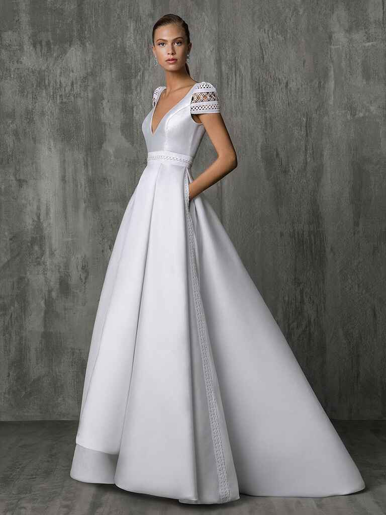 Victoria Kyriakides Fall 2018 Collection: Bridal Fashion ...