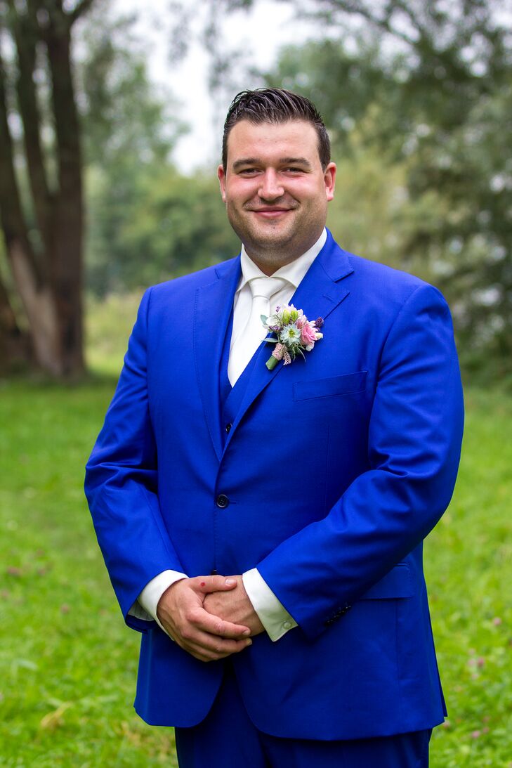 Groom in a Cobalt Blue Suit and an Ivory Tie