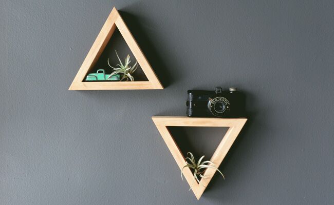  DIY  Triangle Wall Shelves