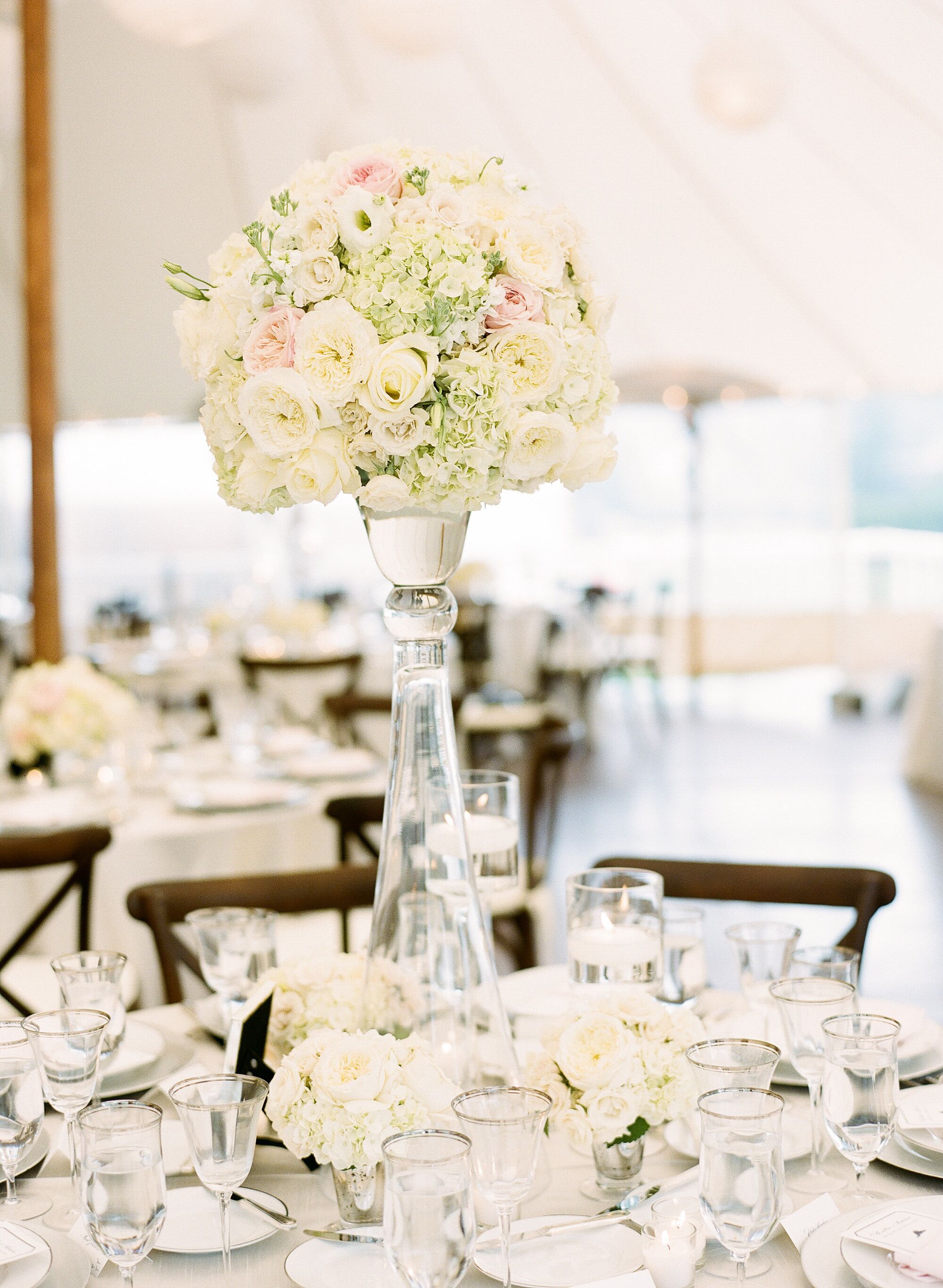 Tall Rose And Hydrangea Centerpieces