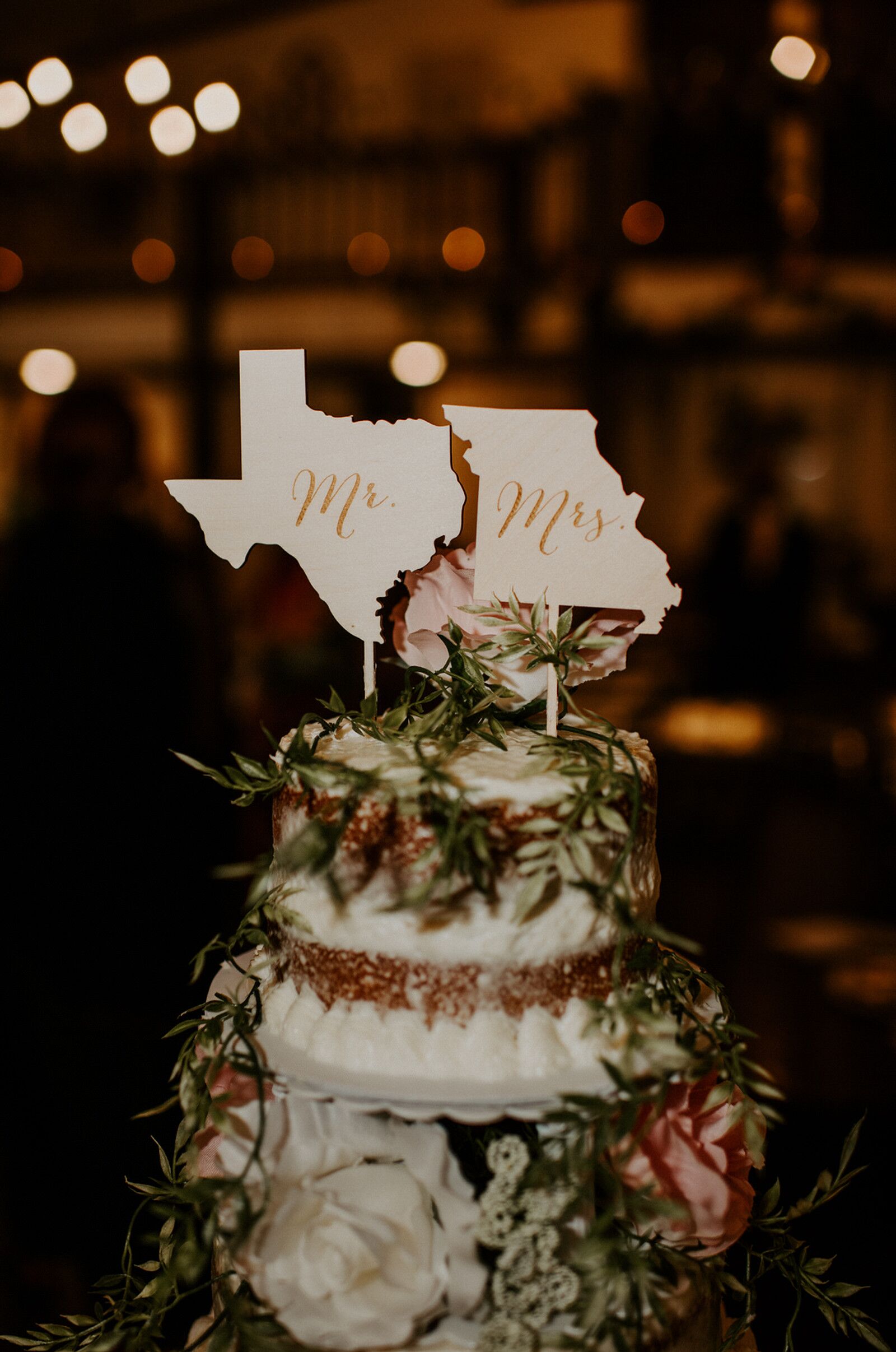 Naked Cake with State-Shaped Cake Toppers for Rustic Wedding