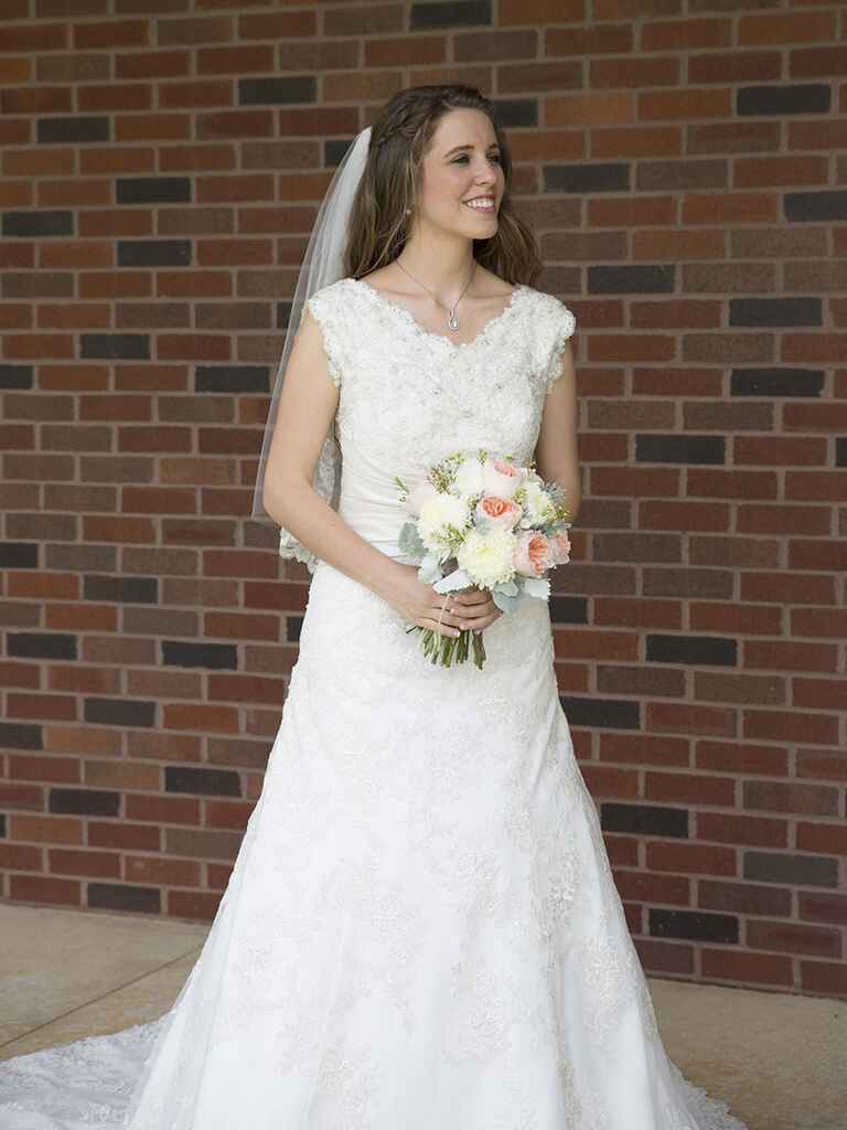 Jill Duggar’s Wedding Dress: Get the Look!