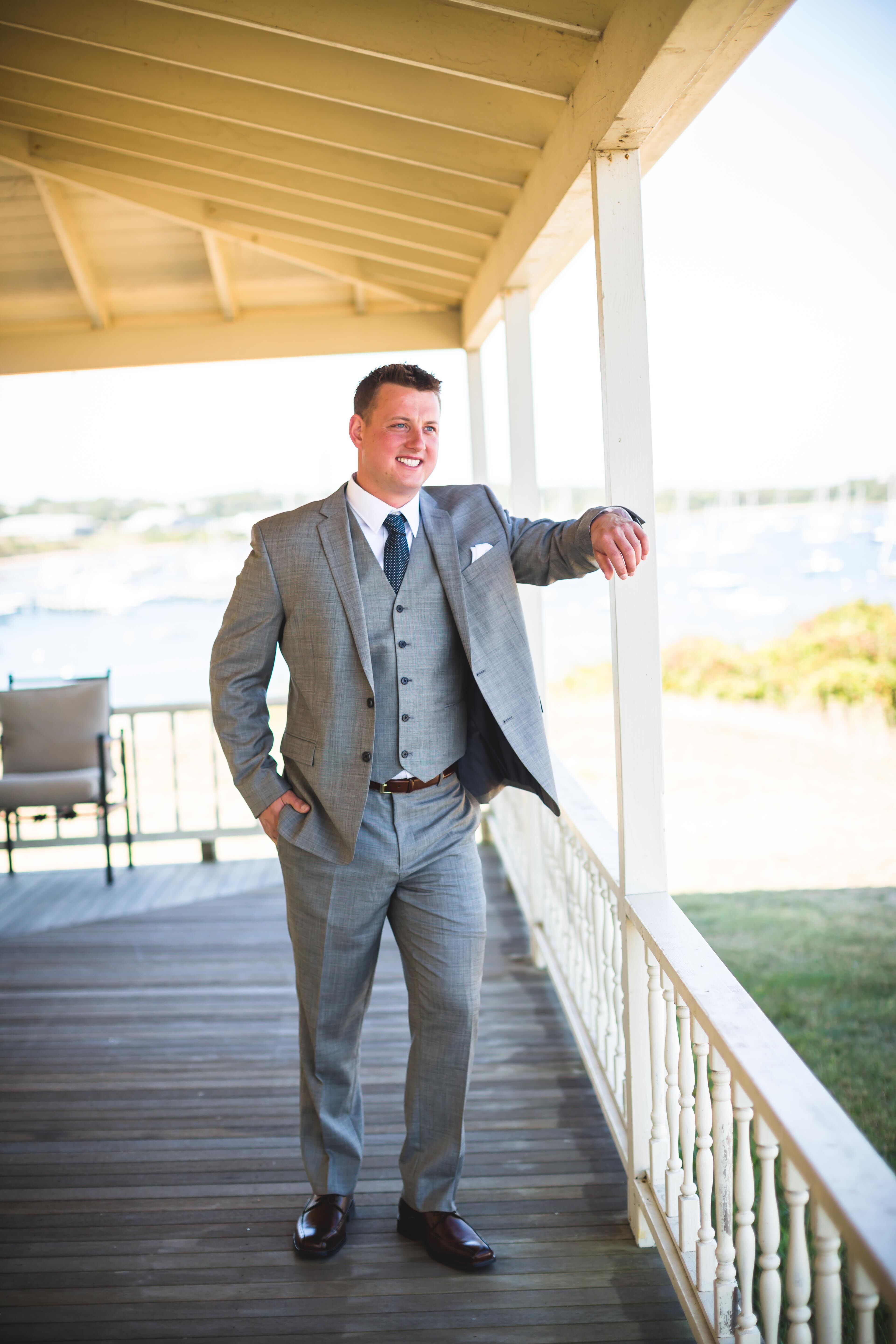 shirt and tie with gray suit