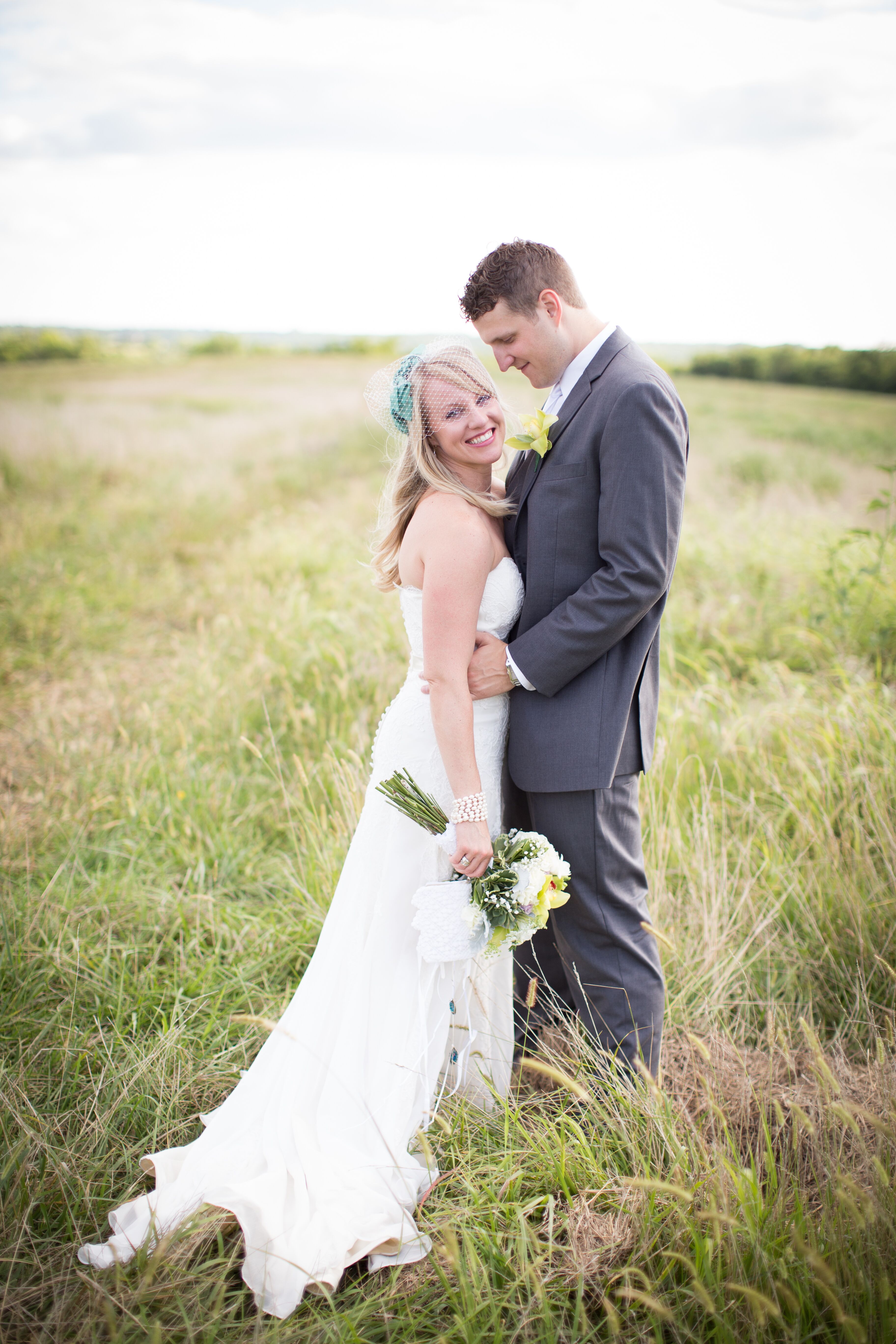 A Rustic Country Wedding At Peeper Ranch In Lenexa Kansas