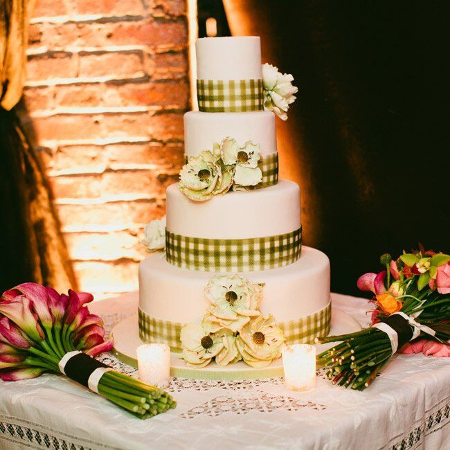 Green Checkered Ribbon Trim Cake