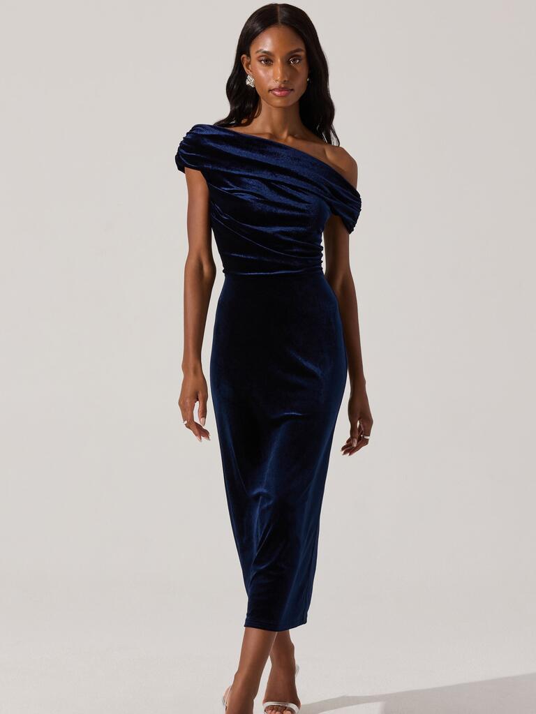 18 New Year's Eve Wedding Guest Dresses to Ring in the New Year