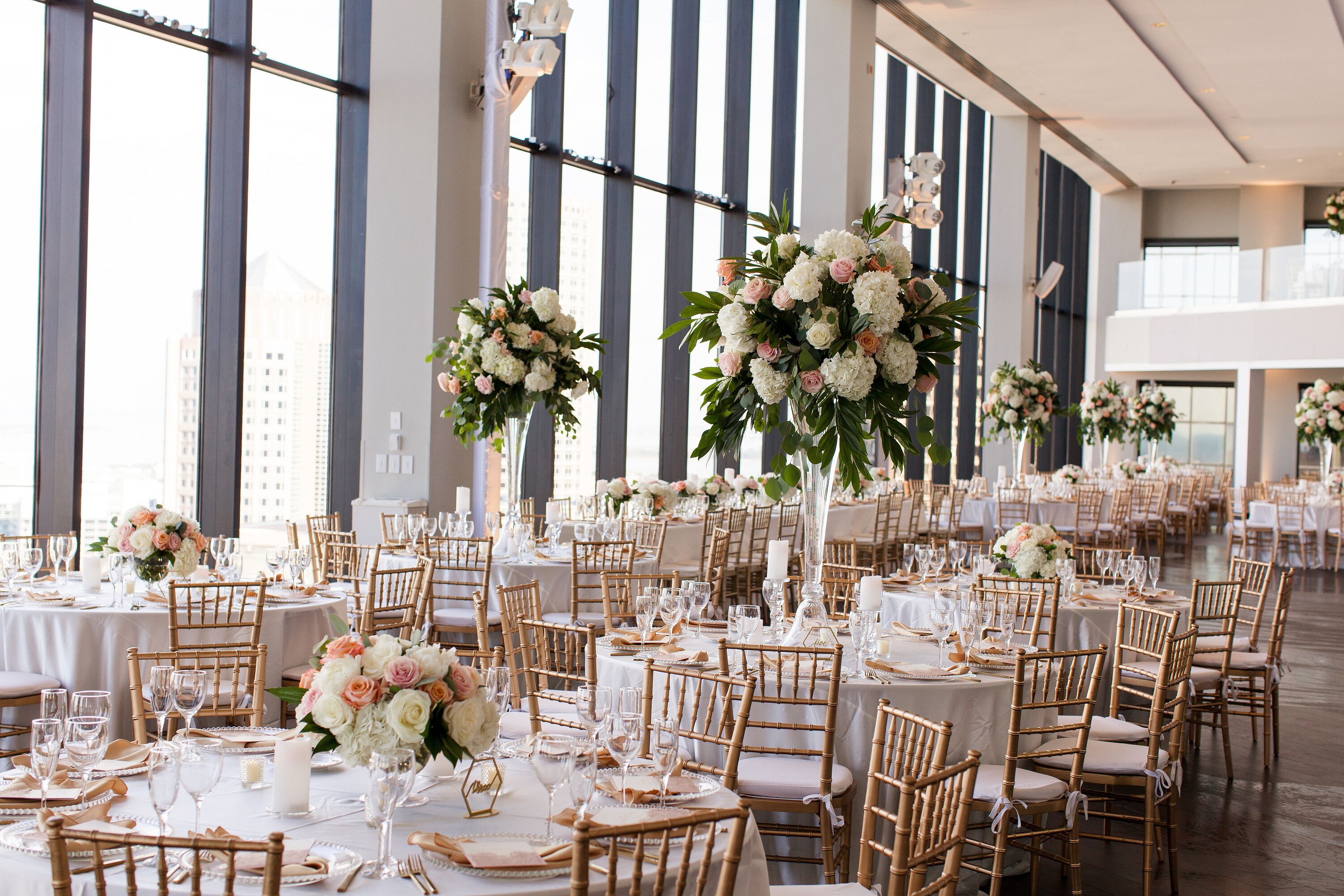 Penthouse Wedding Banquet Hall Design preview