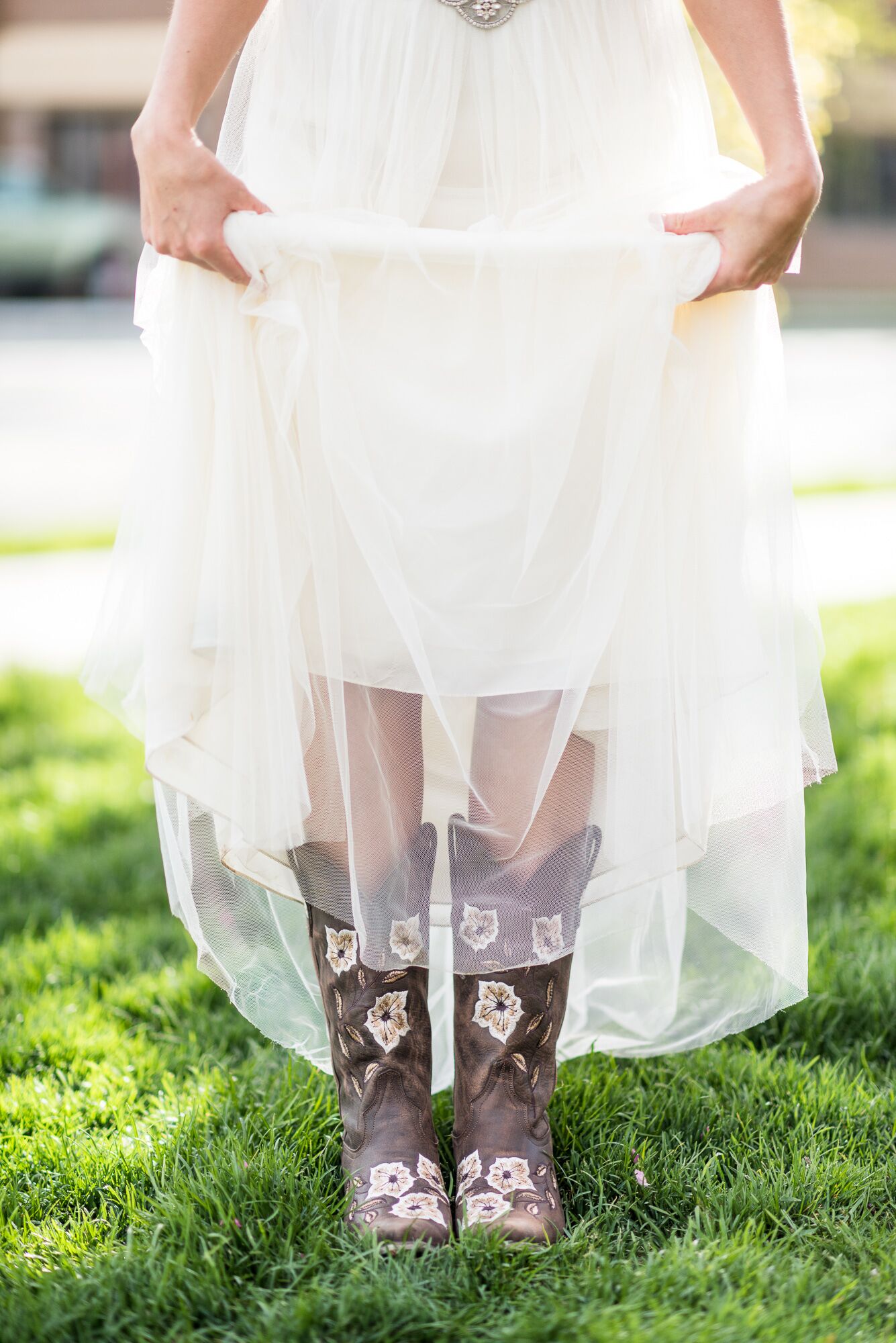 white-embroidered-brown-cowboy-boots