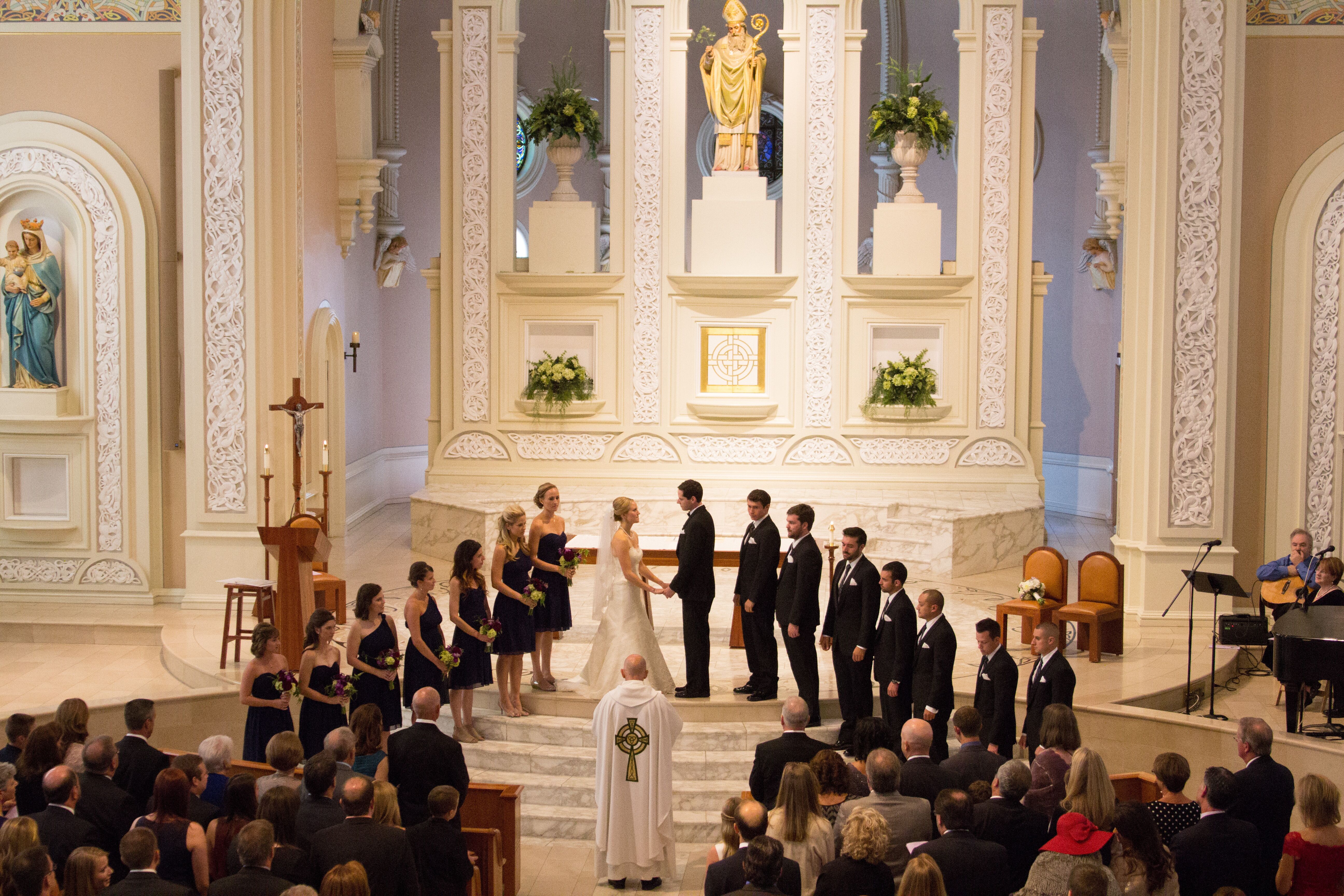 wedding-ceremony-at-old-st-patrick-s-catholic-church