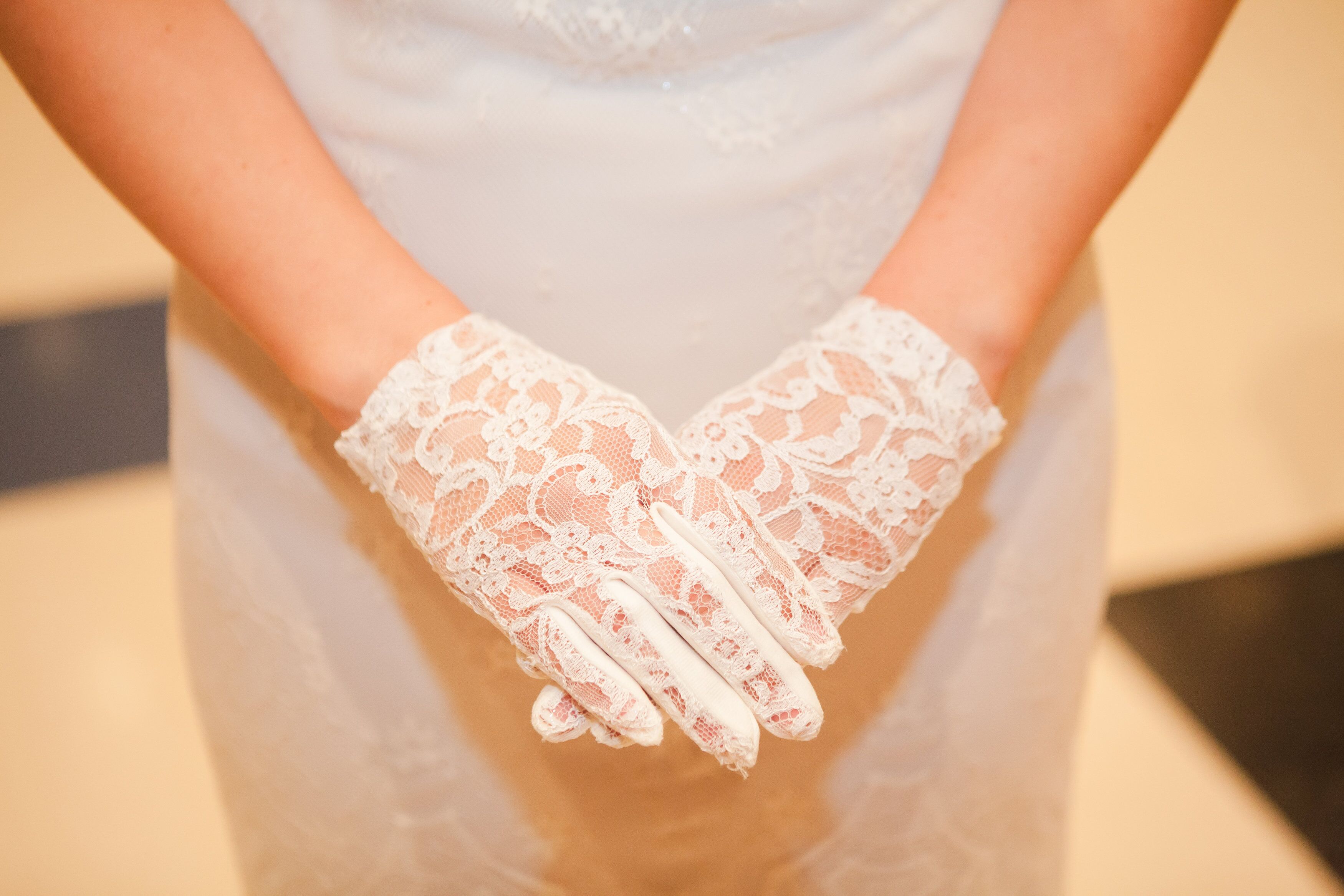 Vintage White Lace Bridal Gloves