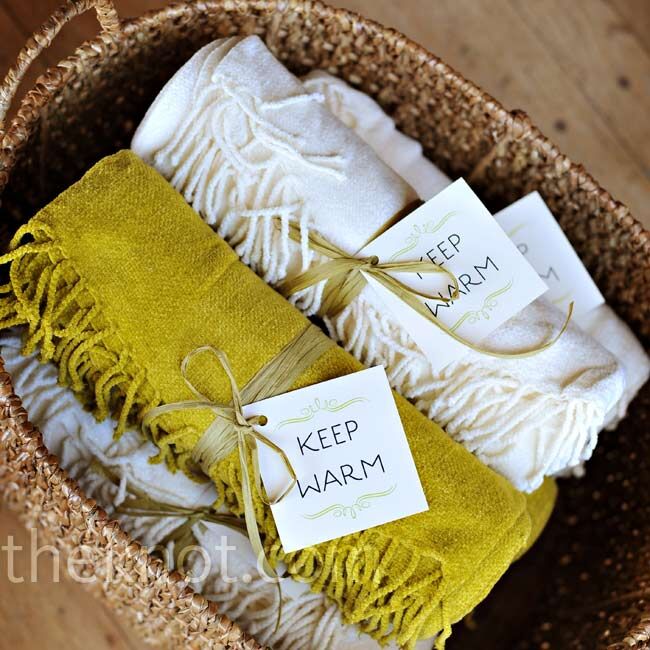 blankets throw guests basket weddings