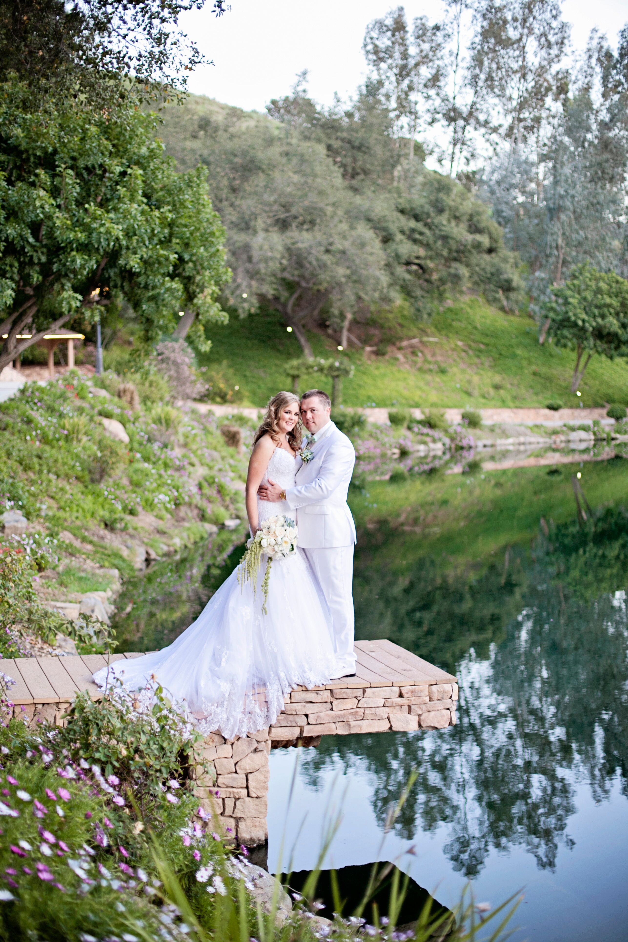 A Romantic Elegant Wedding At The Los Willow Estate In Fallbrook California 